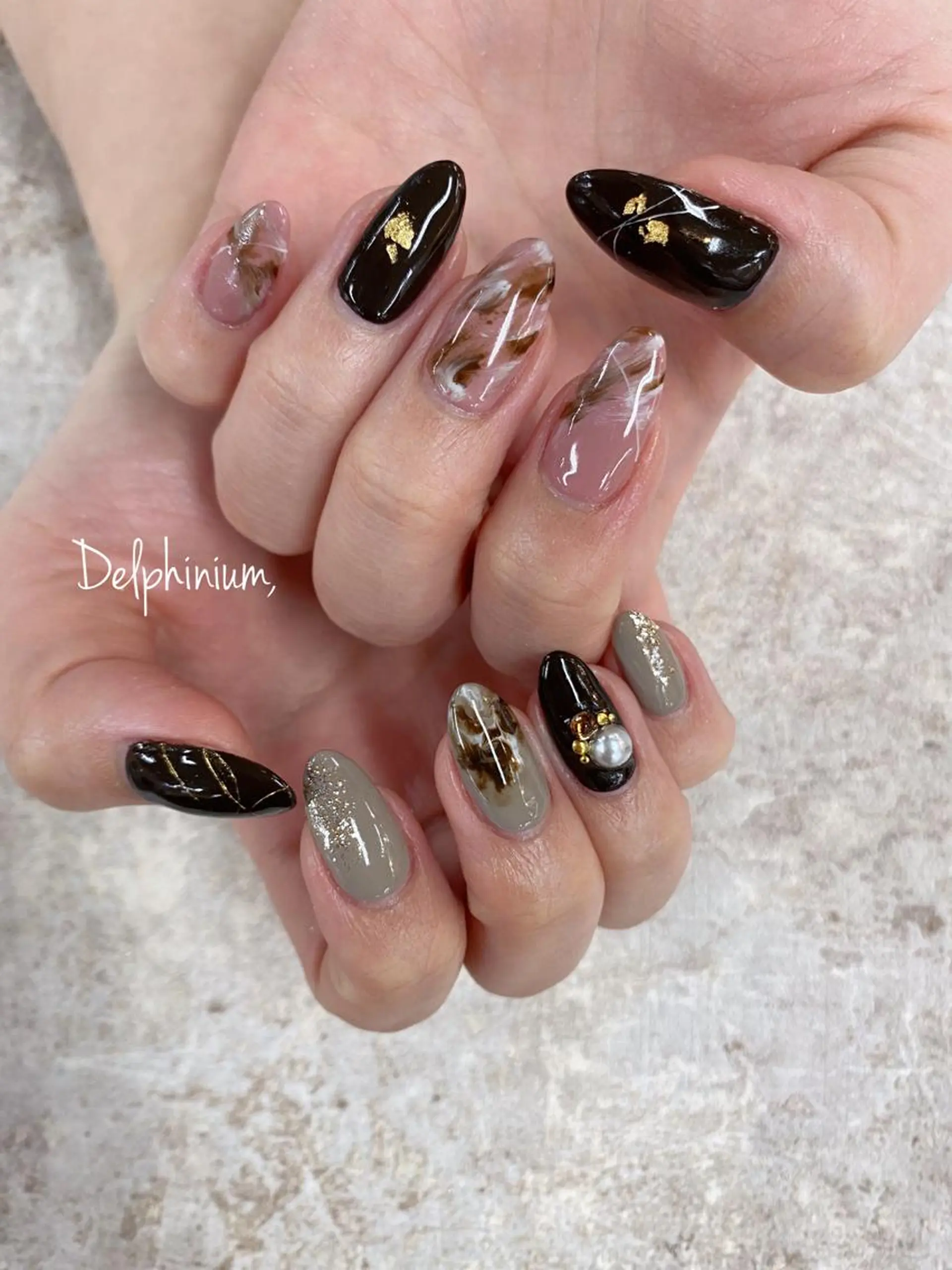 ネイル バレンタイン ハンドネイル 岡本 友恵のネイルデザイン