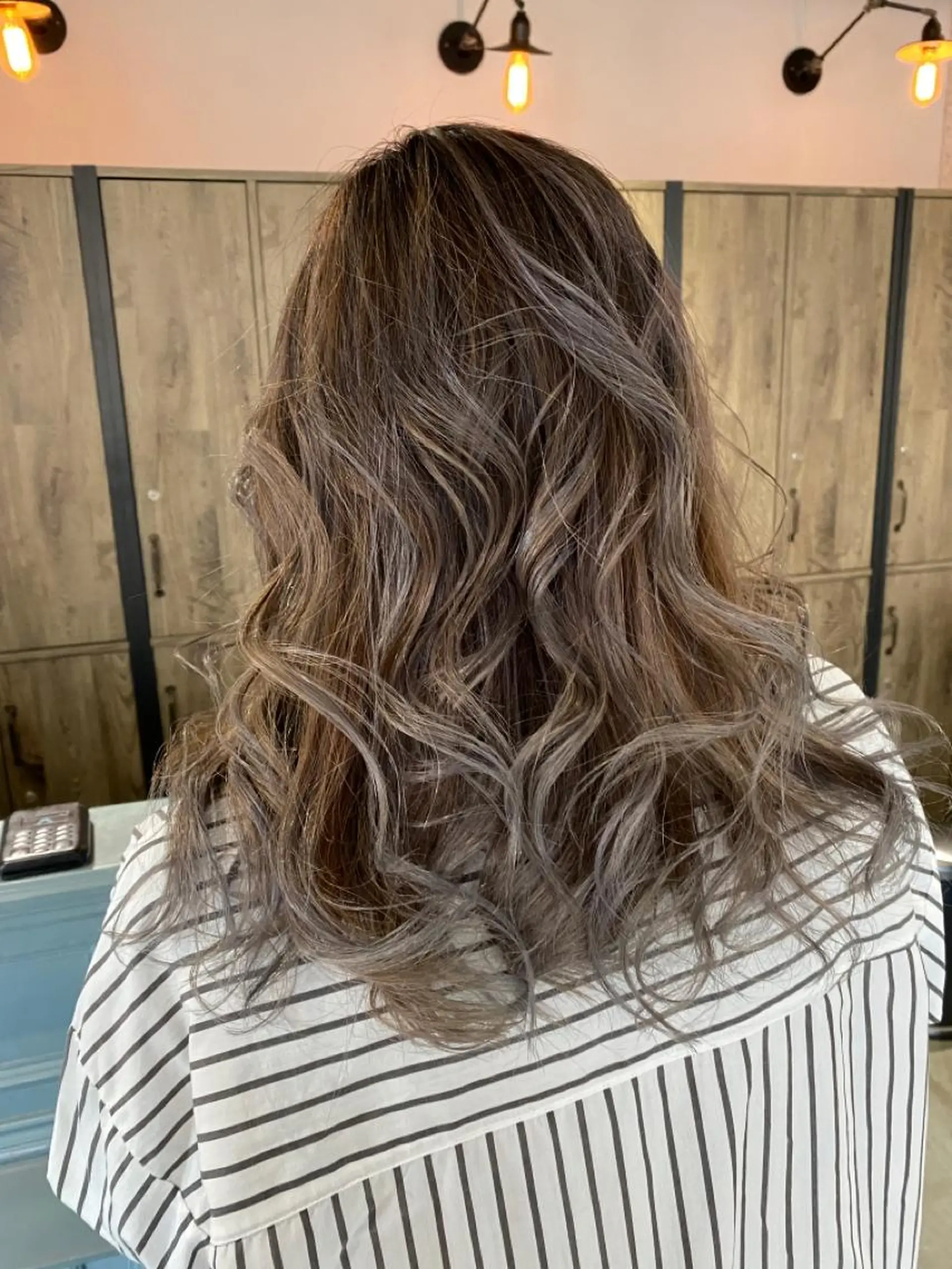 ロング カラー KOOKI スティードトーキョーのヘアスタイル