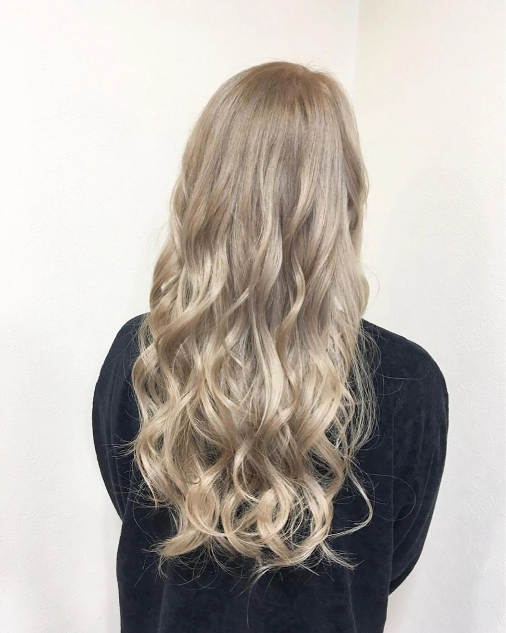 ロング ヤマグチ ヒカルのヘアスタイル