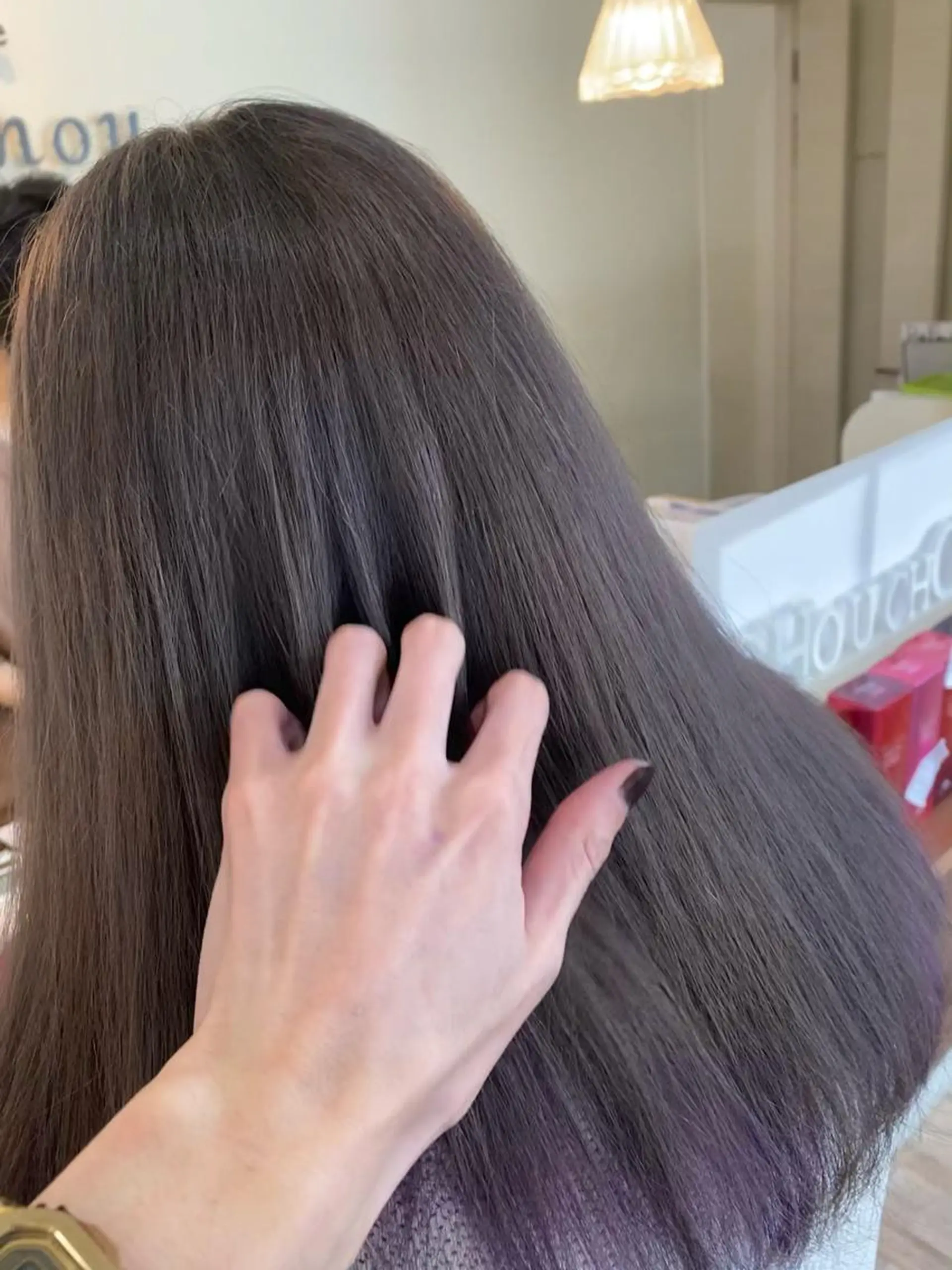 カラー SALOWIN栄 高須大貴のヘアスタイル