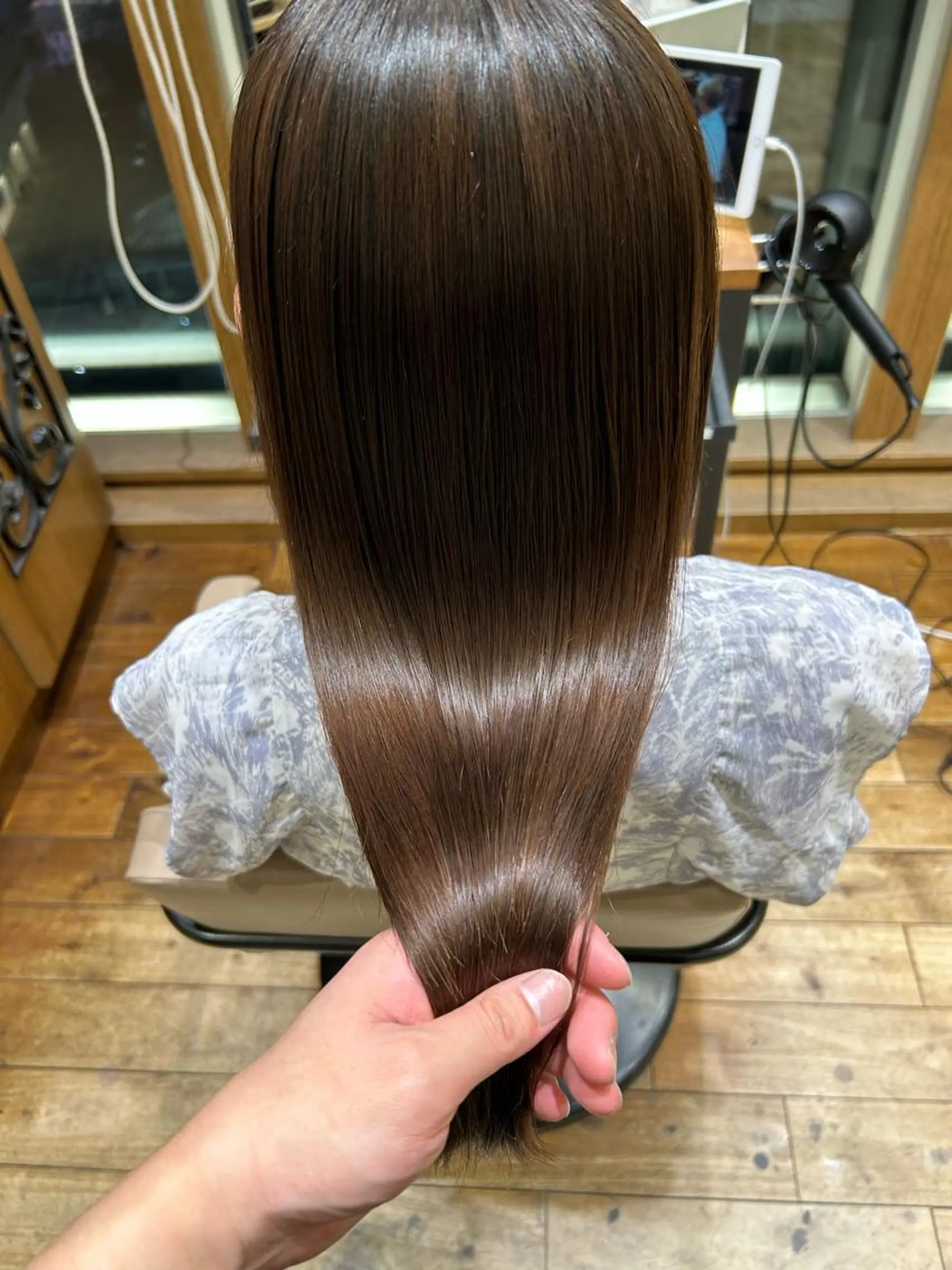 セミロング カラー パーマ ブリーチ ケアブリーチ ダブルカラー イヤリングカラー ハイライトカラー カット 縮毛矯正 トリートメント 新宿✨顔周りカット 韓国ヘア/坂本亜裟海のヘアスタイル