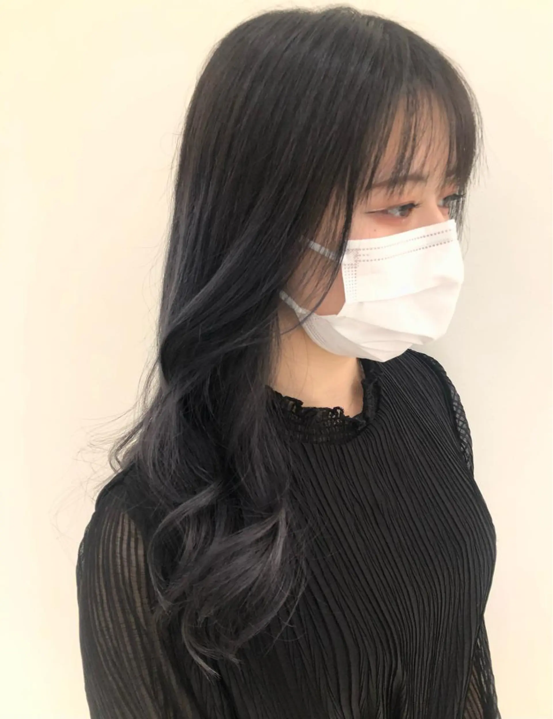 カラー 三輪 珠美のヘアスタイル