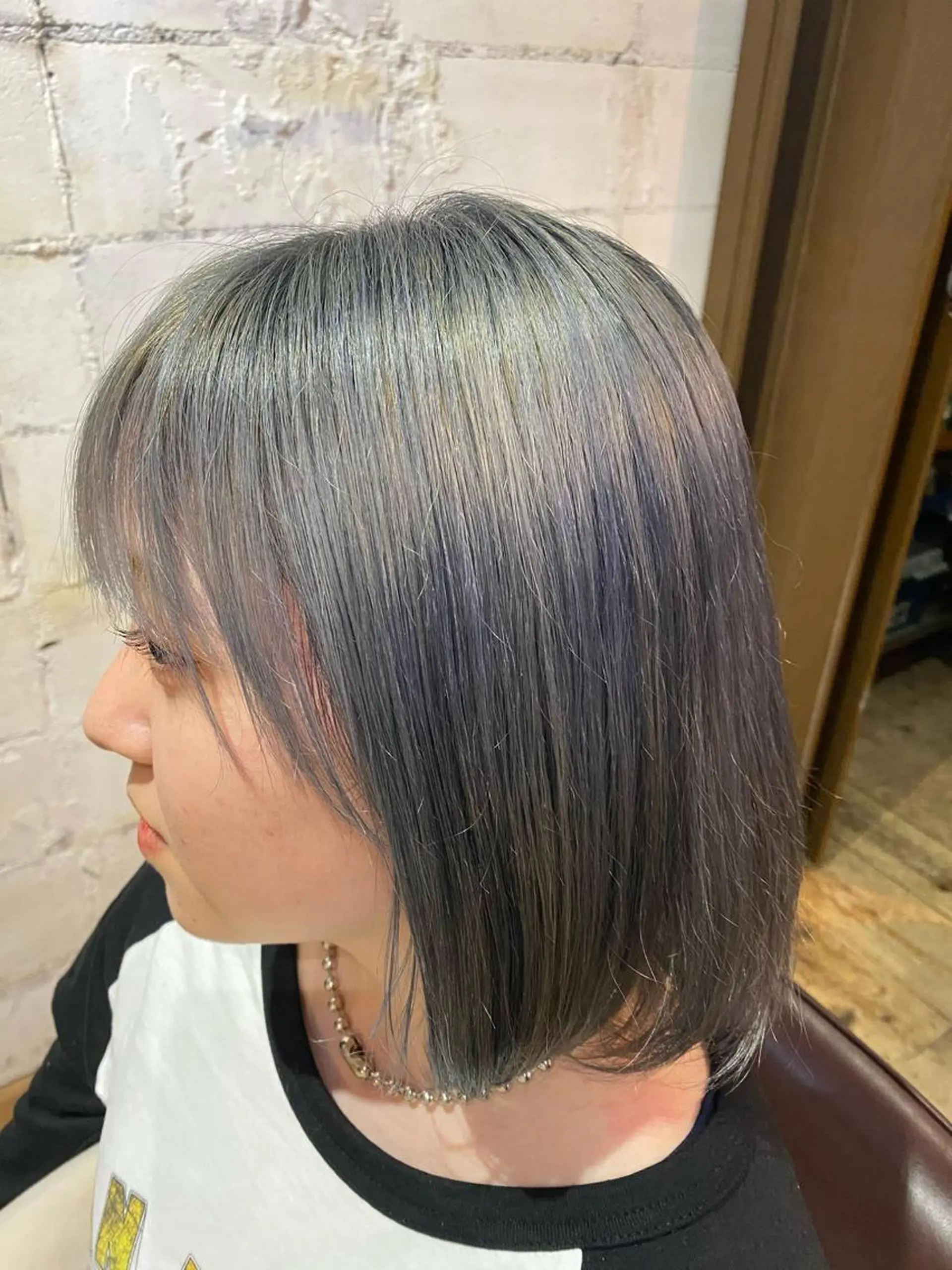 カラー 【韓国レイヤー特化 ハッシュカット】のヘアスタイル