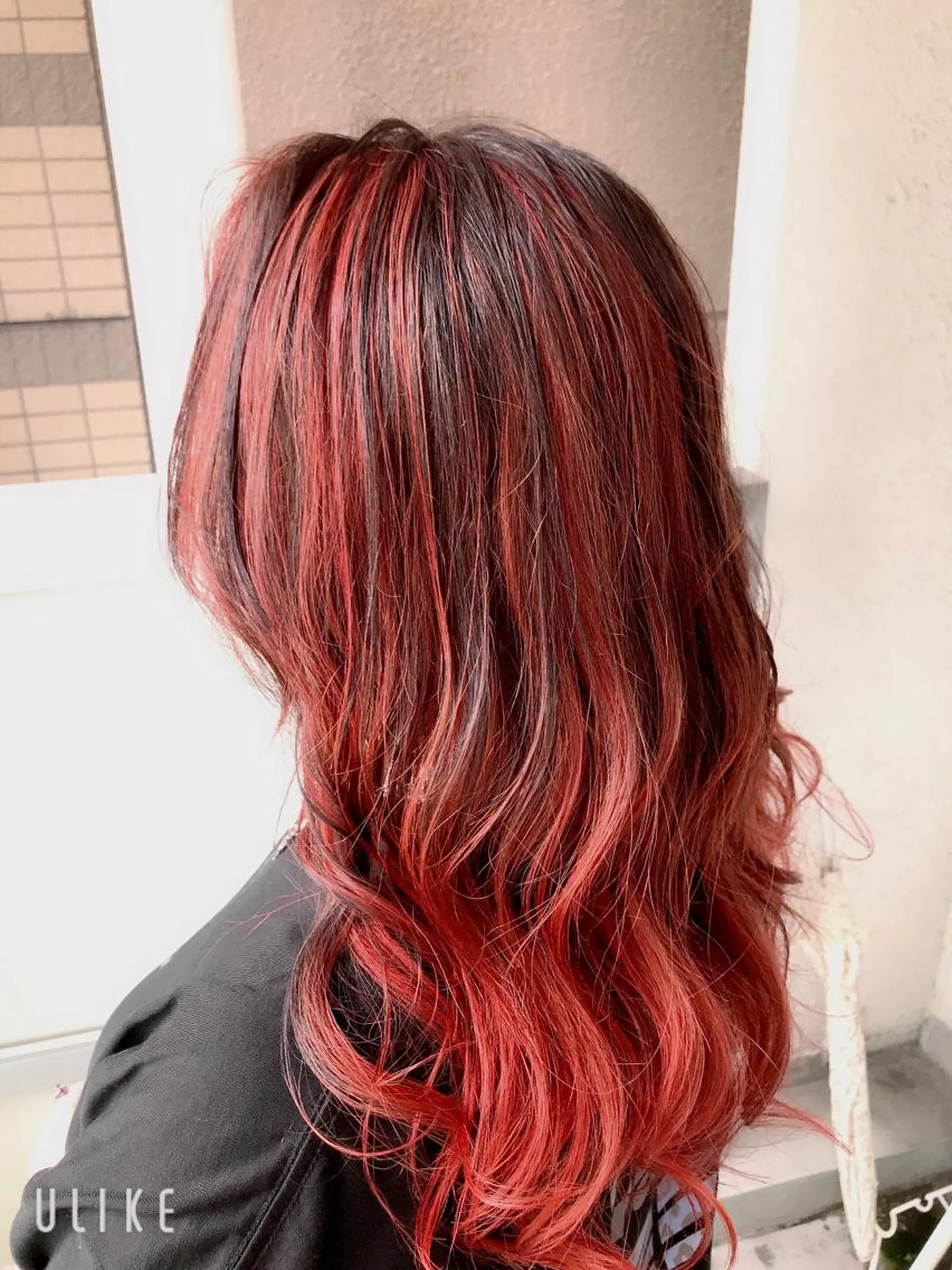 ロング カラー 岩谷/ブリーチ 🪽透明感カラーのヘアスタイル