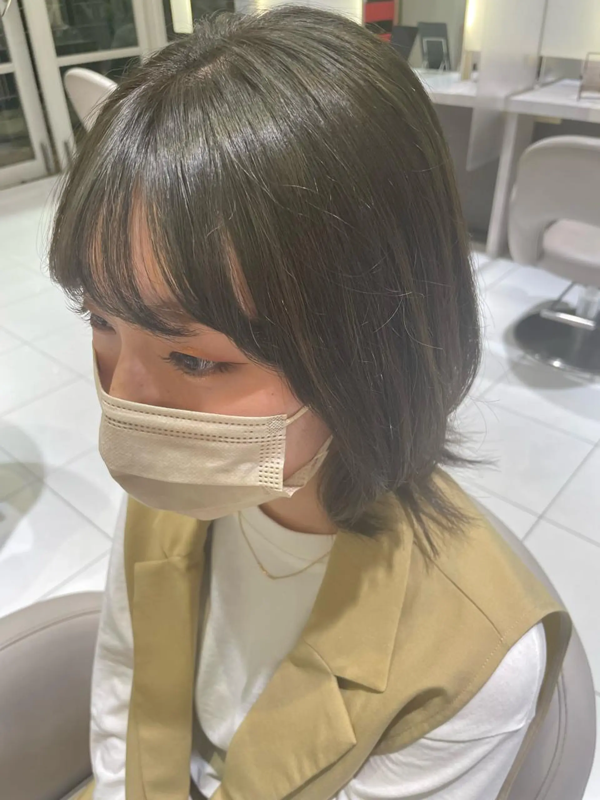 ミディアム カラー ベージュカラー ⭐️ダブルカラー推し lisaaaa⭐️のヘアスタイル