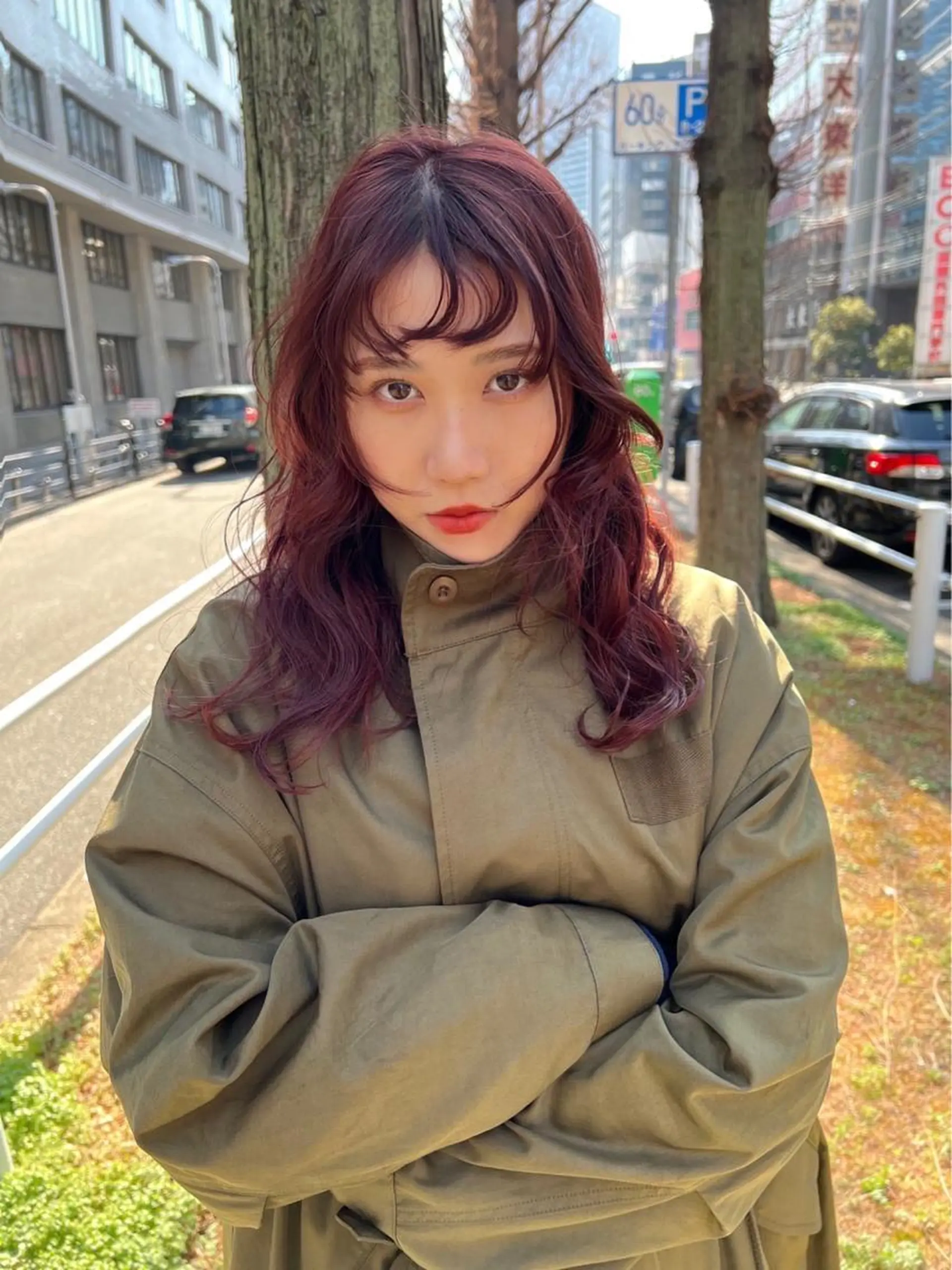 ロング ミルクティーベージュ outaのヘアスタイル