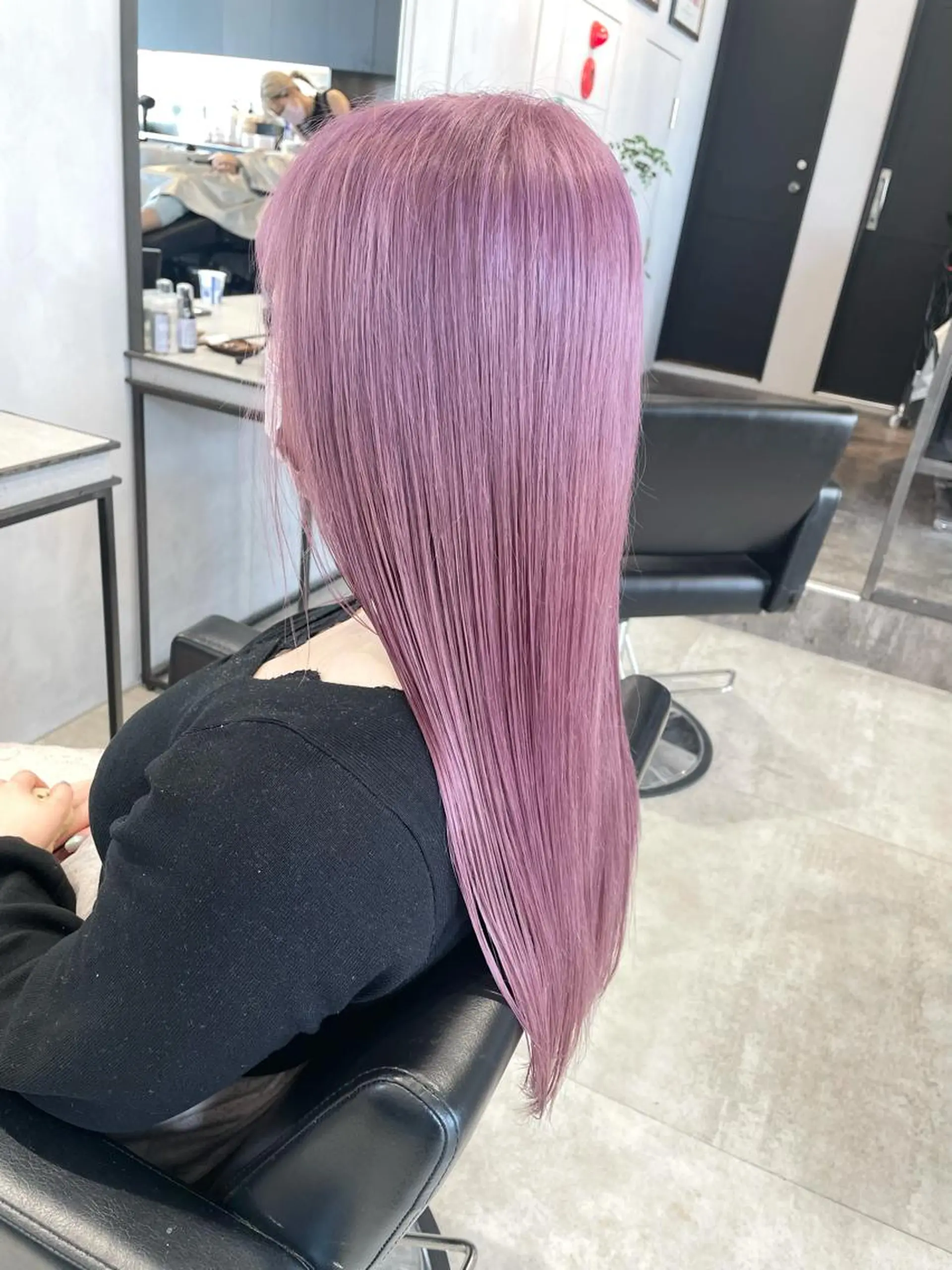 ロング カラー ハイトーン×レイヤー ／遠藤将太のヘアスタイル