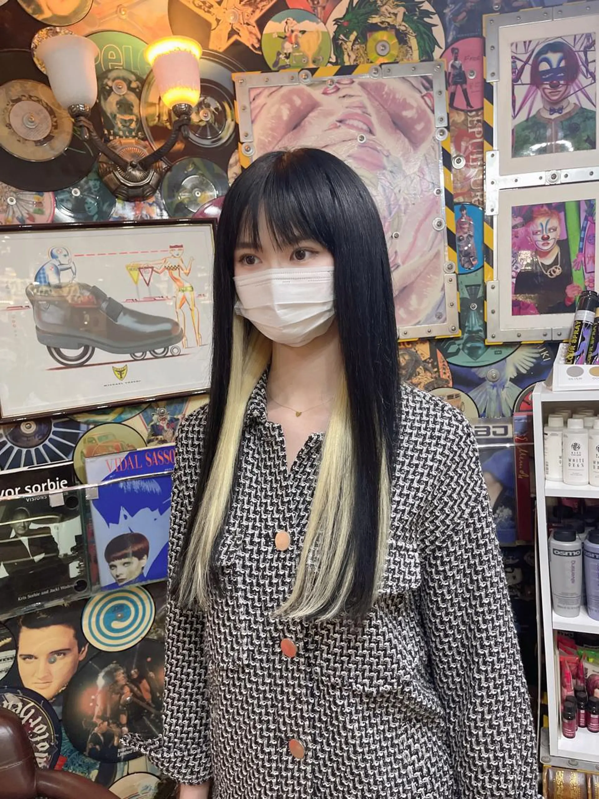 ロング カラー ヘアアレンジ 編み込みエクステ シールエクステ エクステ ロング 🌈派手髪エクステ ブレイズ🌈ひろとのヘアスタイル