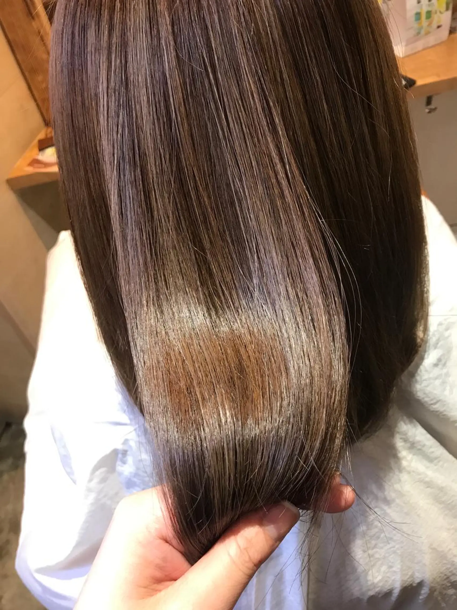 ミディアム カラー 髪質改善×矯正🫧 韓国ヘアasamiのヘアスタイル