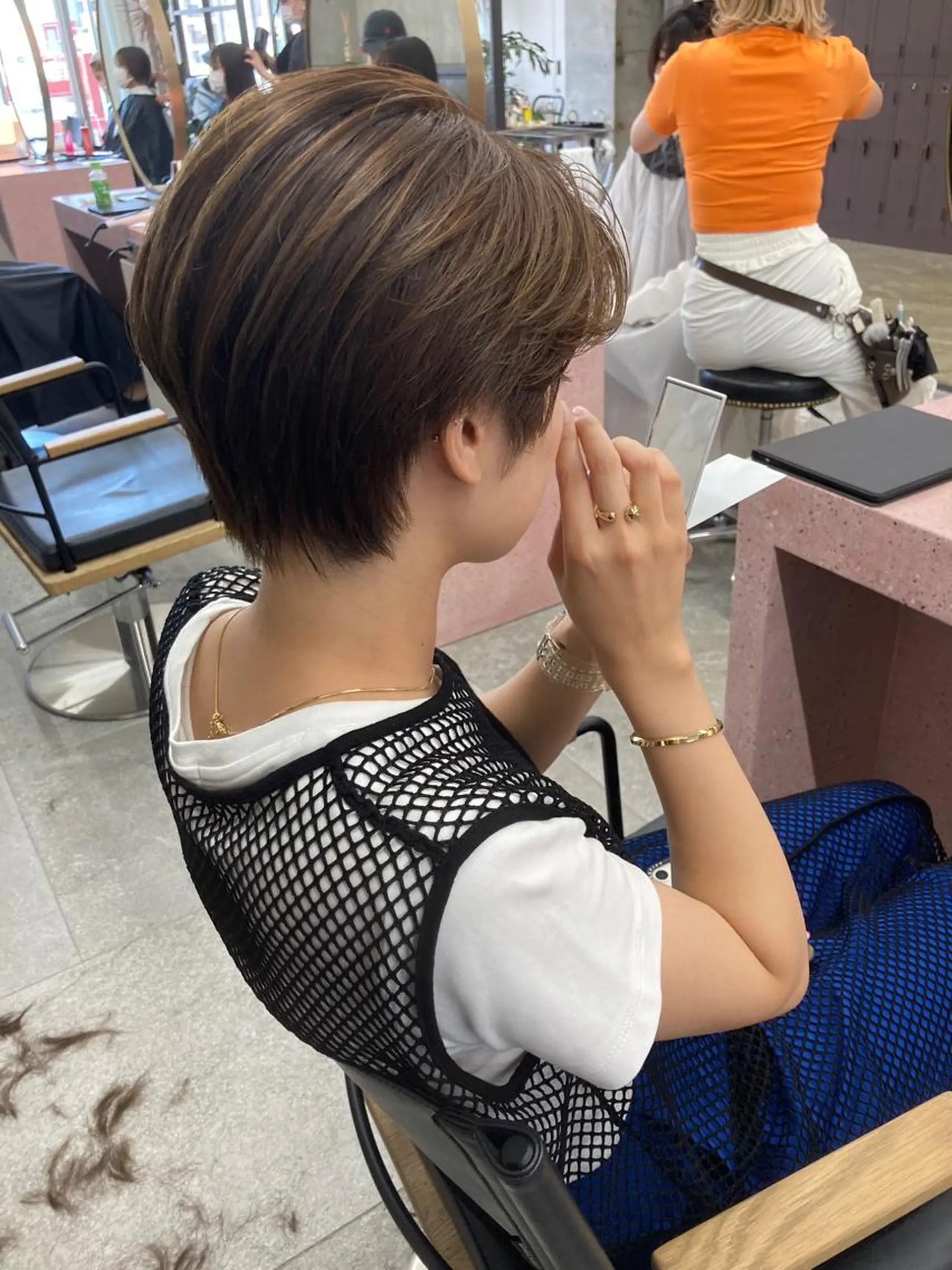 ショート カラー ハイライトカラー ハイライト カット トリートメント 小木曽智美 /ボブ/ショートのヘアスタイル