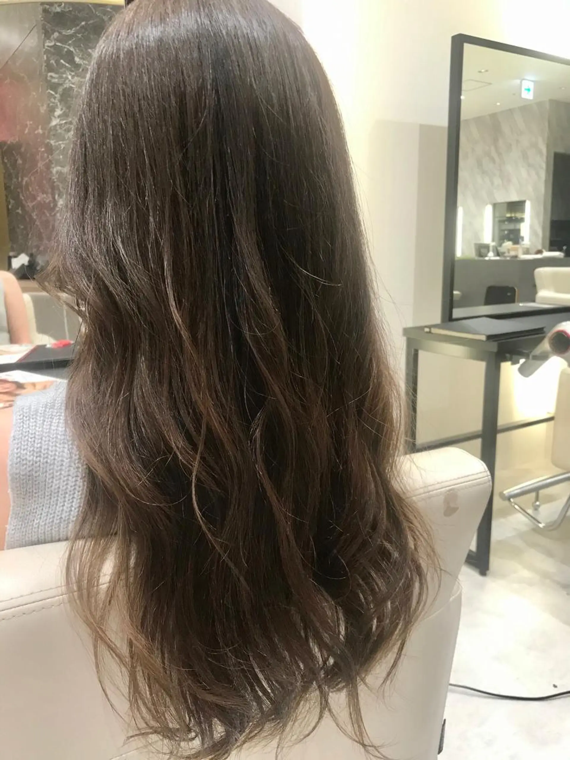 ロング アッシュ パーマモデル募集🌈 森脇帆南のヘアスタイル