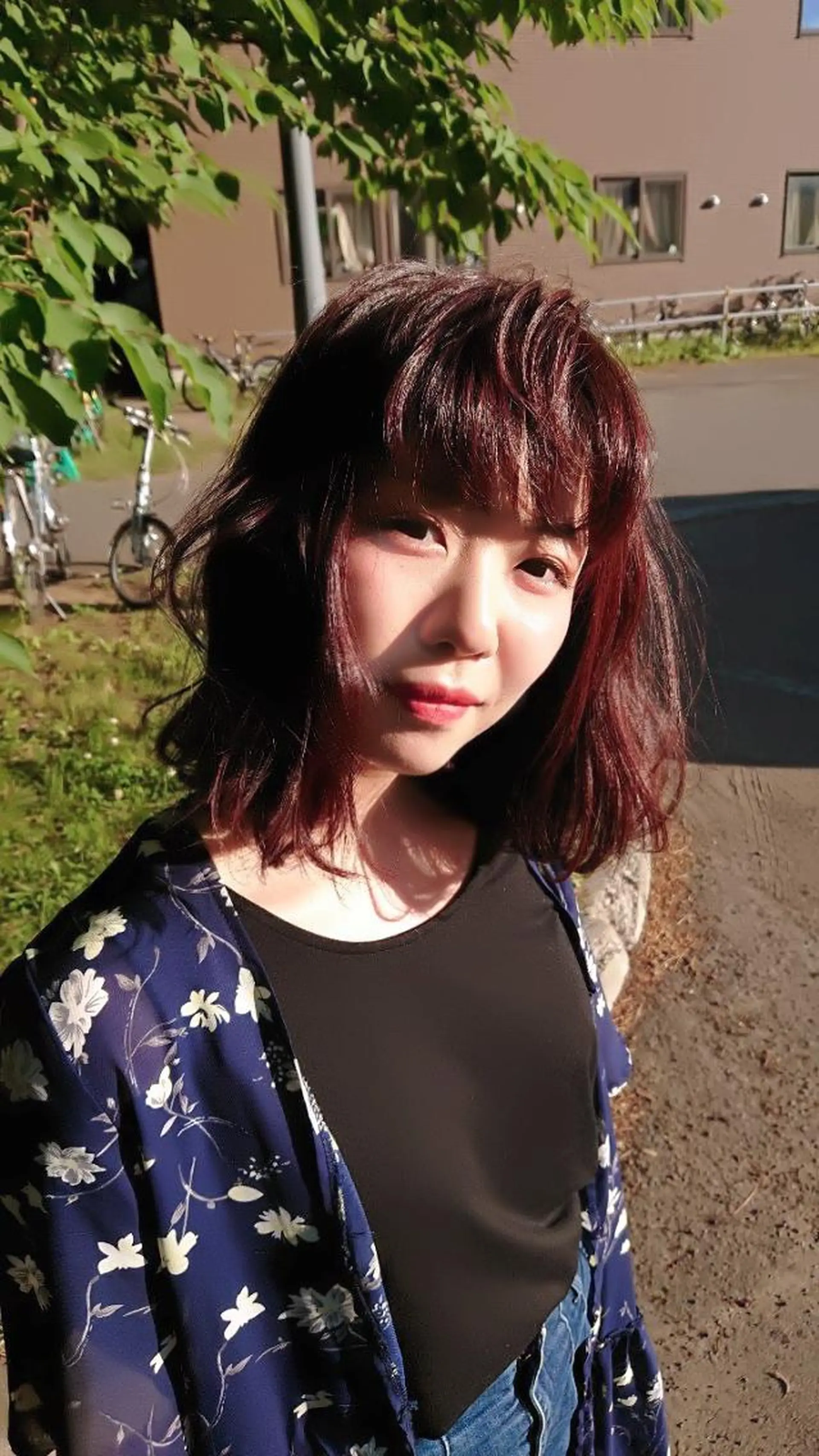 ミディアム カット ヘアカラー トリートメント 髪質改善/美髪 艶カラーLillyのヘアスタイル