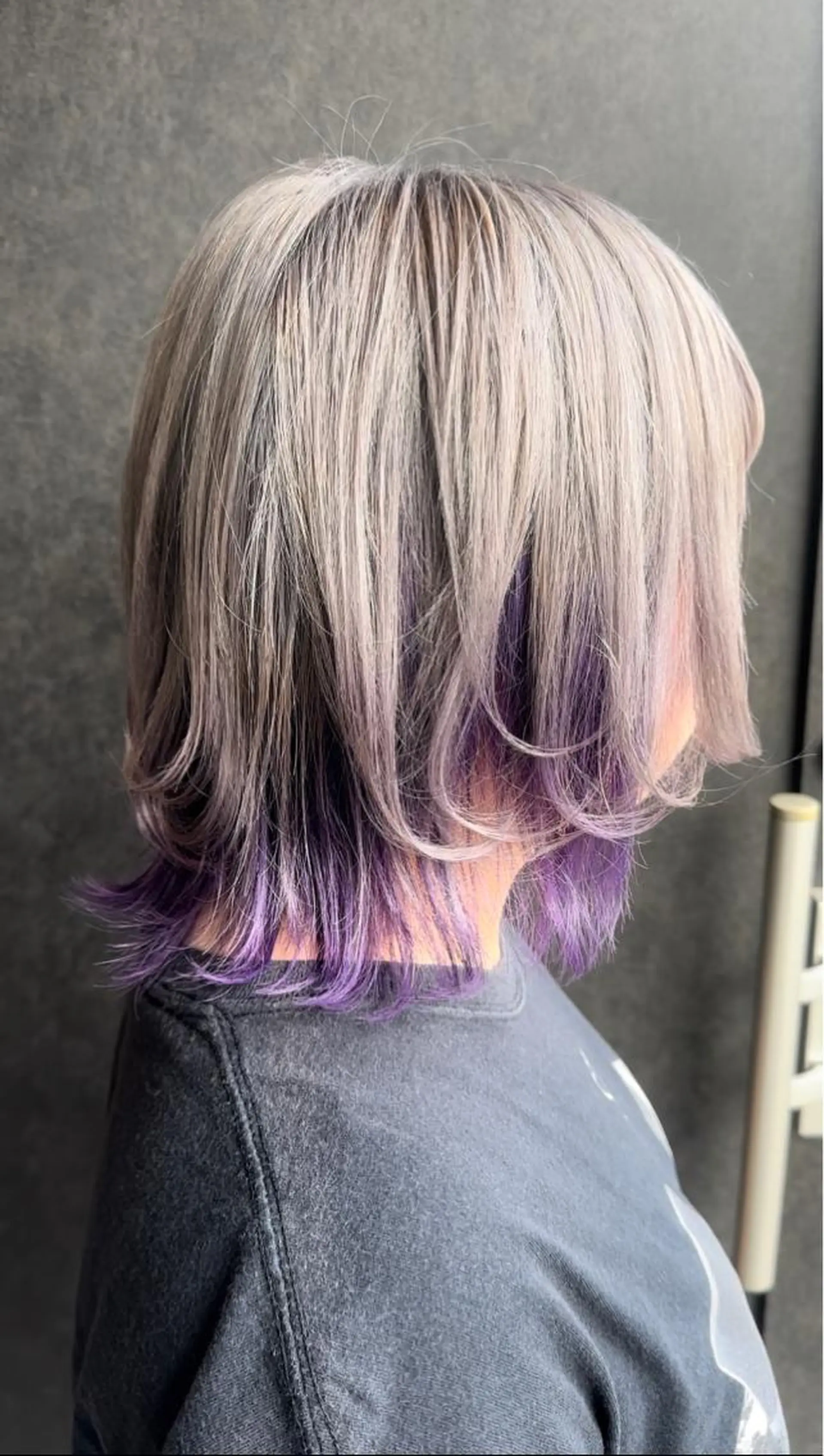 ミディアム カット ヘアカラー 菊池 幹のヘアスタイル