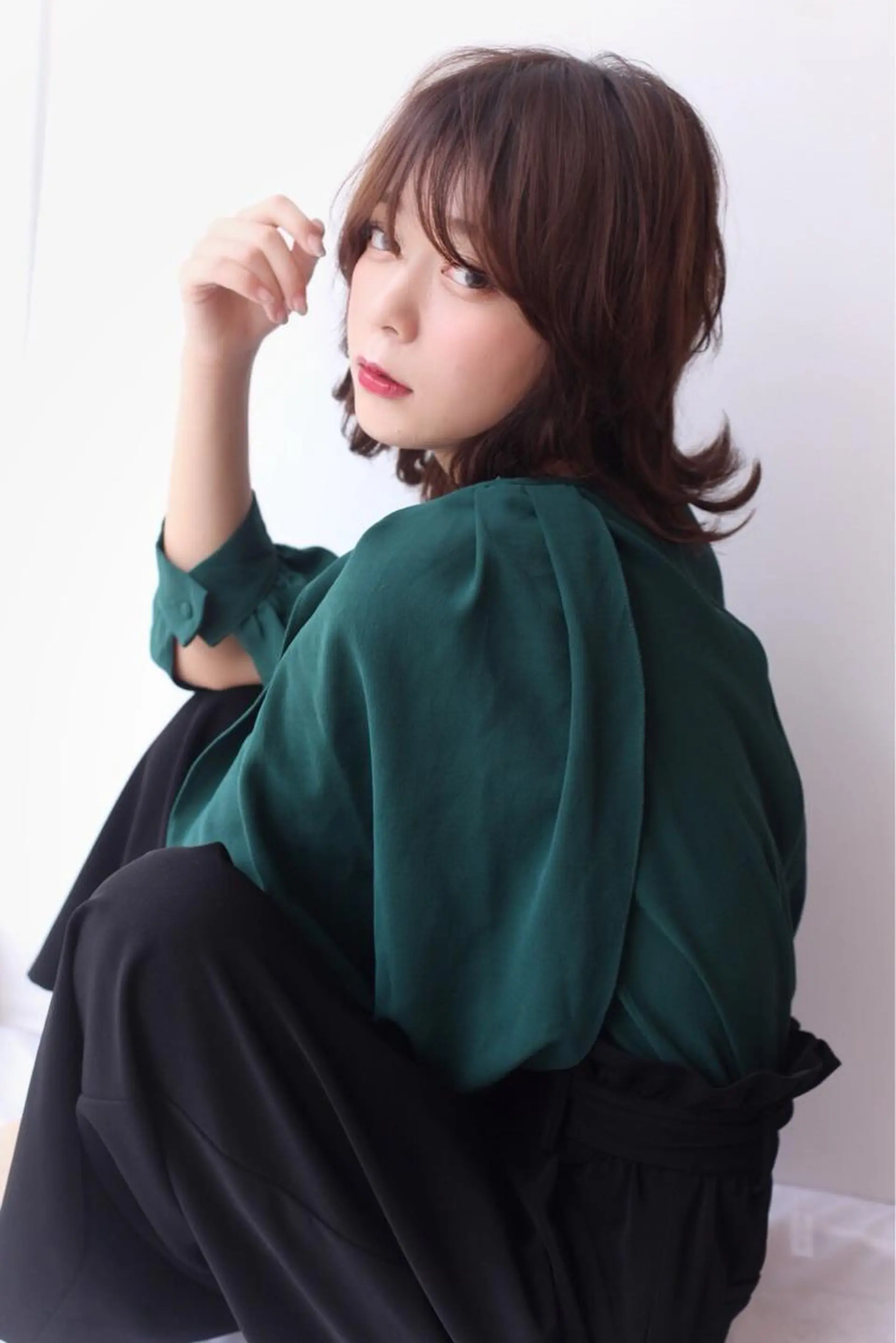 ミディアム カラー 服部 樹季のヘアスタイル