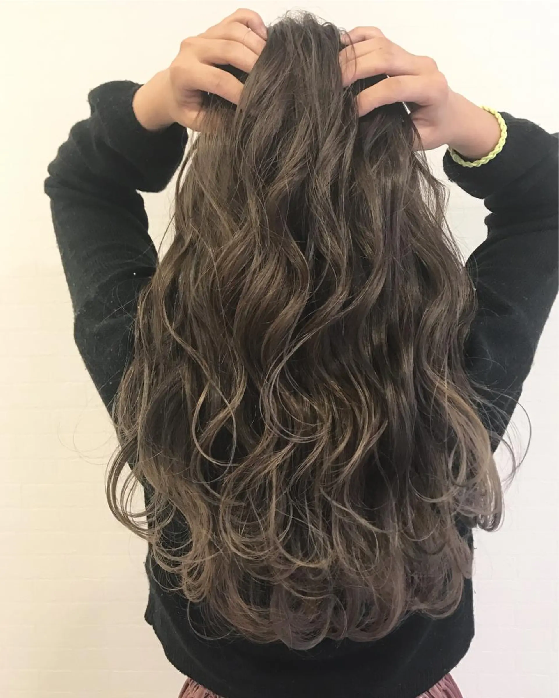 ロング カラー ヘアアレンジ グラデーションカラー グレージュ ハイライトカラー ハイライト ヘアカラー トリートメント 縮毛矯正 髪質改善寺坂雄飛💐のヘアスタイル