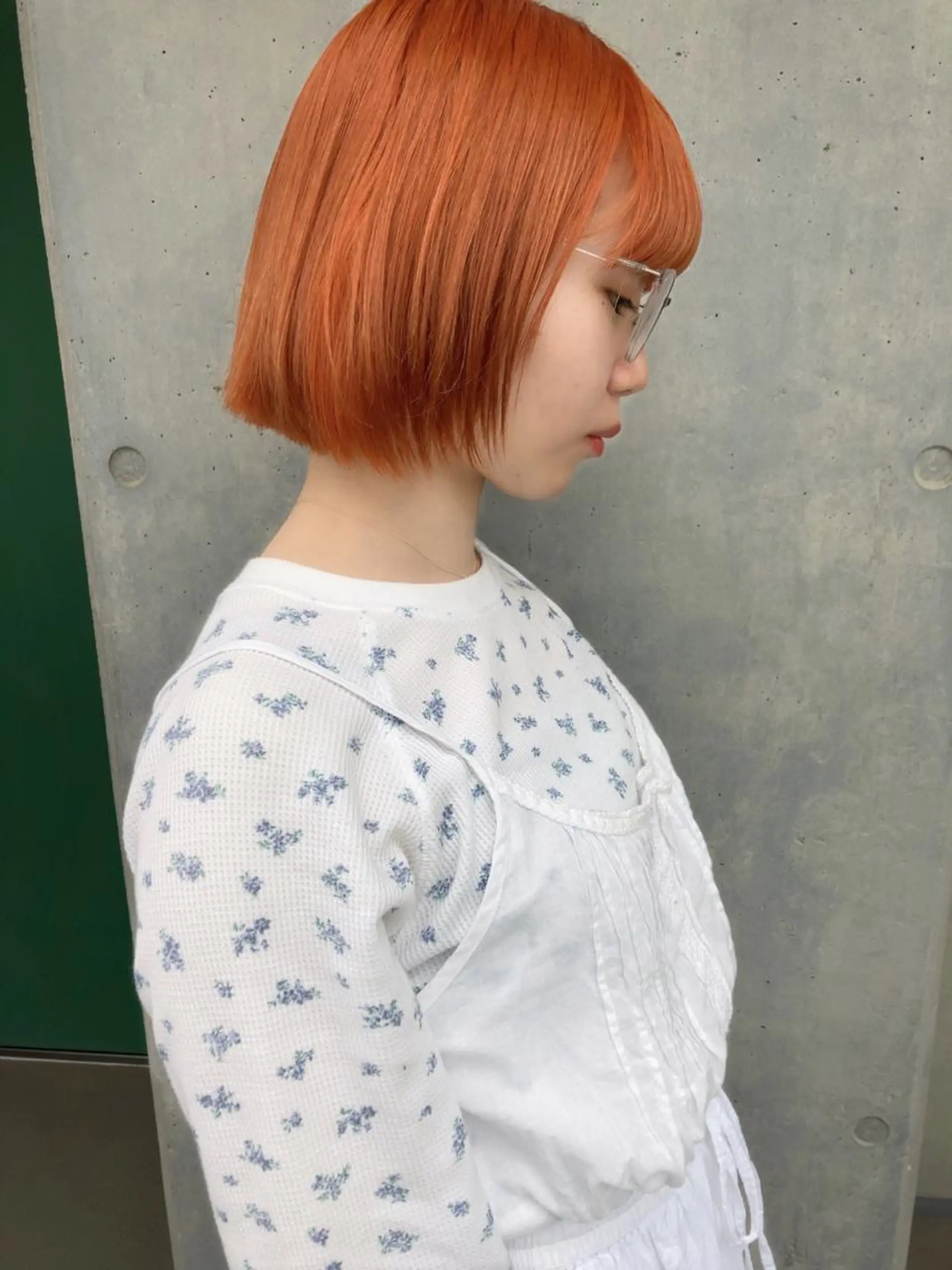 ショート カラー ブリーチ オレンジ カット ヘアカラー お洒落ベージュ🤎 代官山shibukiのヘアスタイル