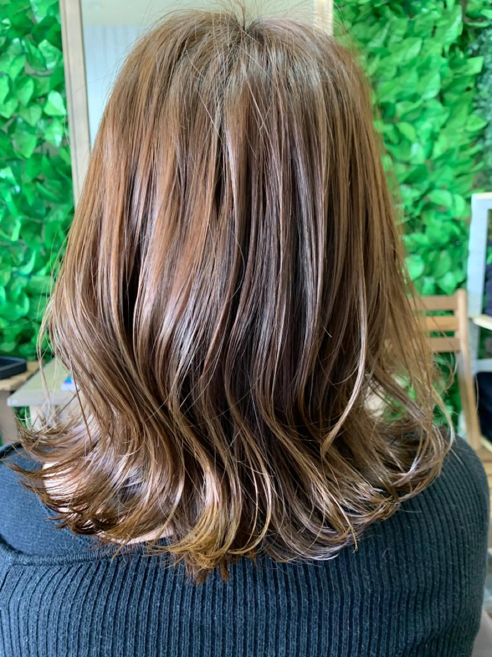 ミディアム アッシュ ヘアカラー 西村 LaniRuhrのヘアスタイル