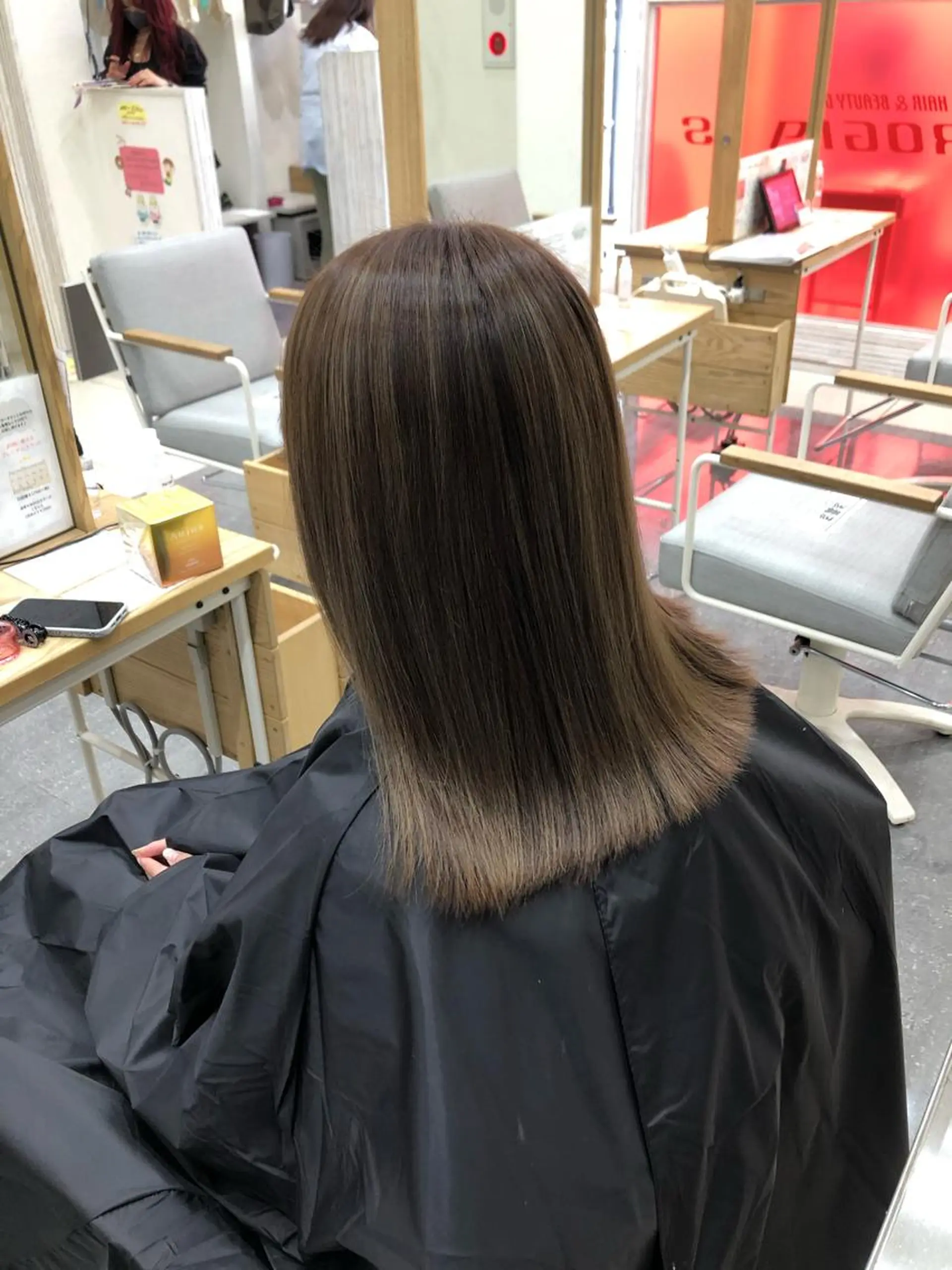 セミロング 太白区/白髪ぼかし ハイライト/千葉達人のヘアスタイル