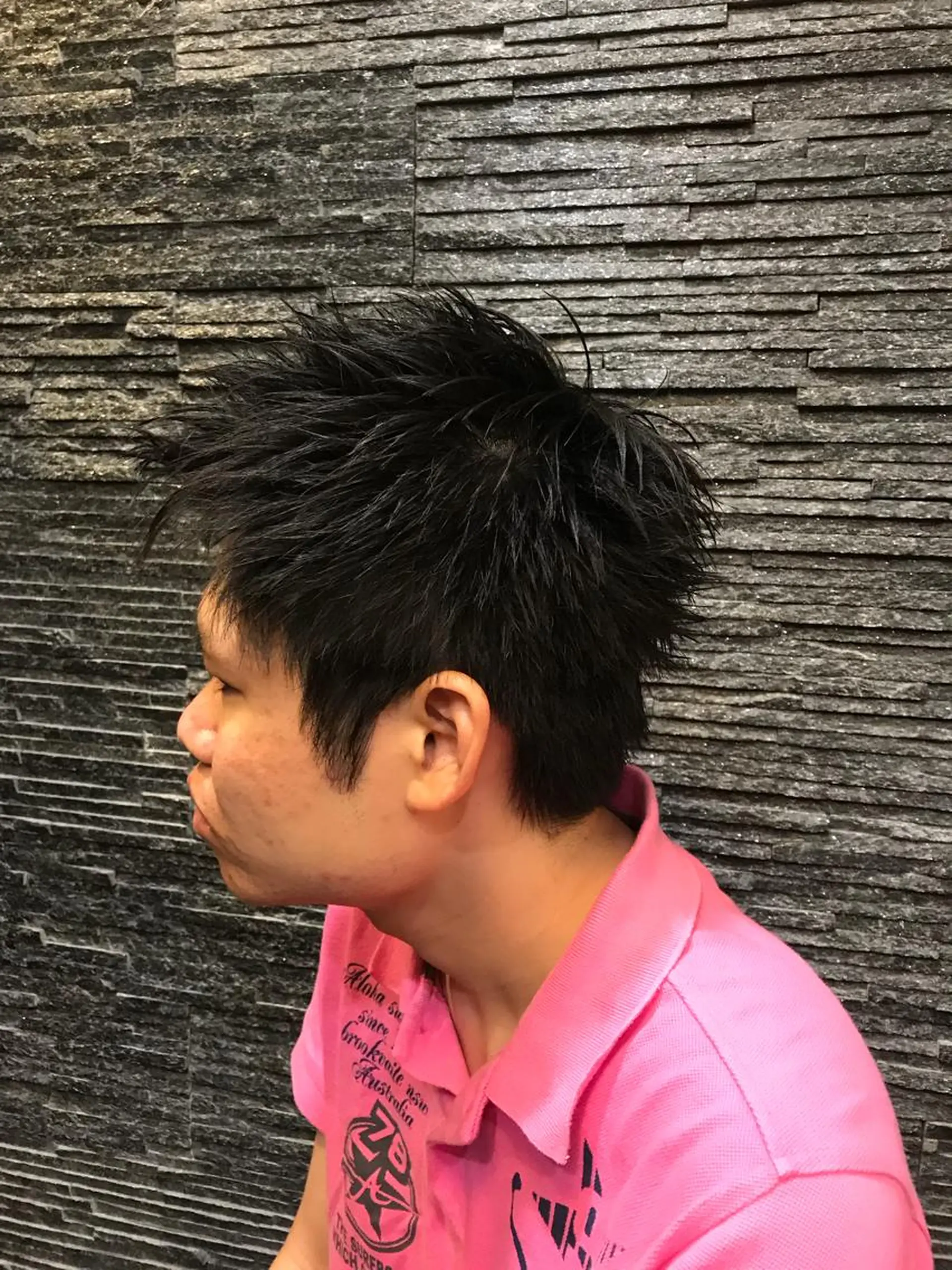 ショート 岡部 迅のヘアスタイル