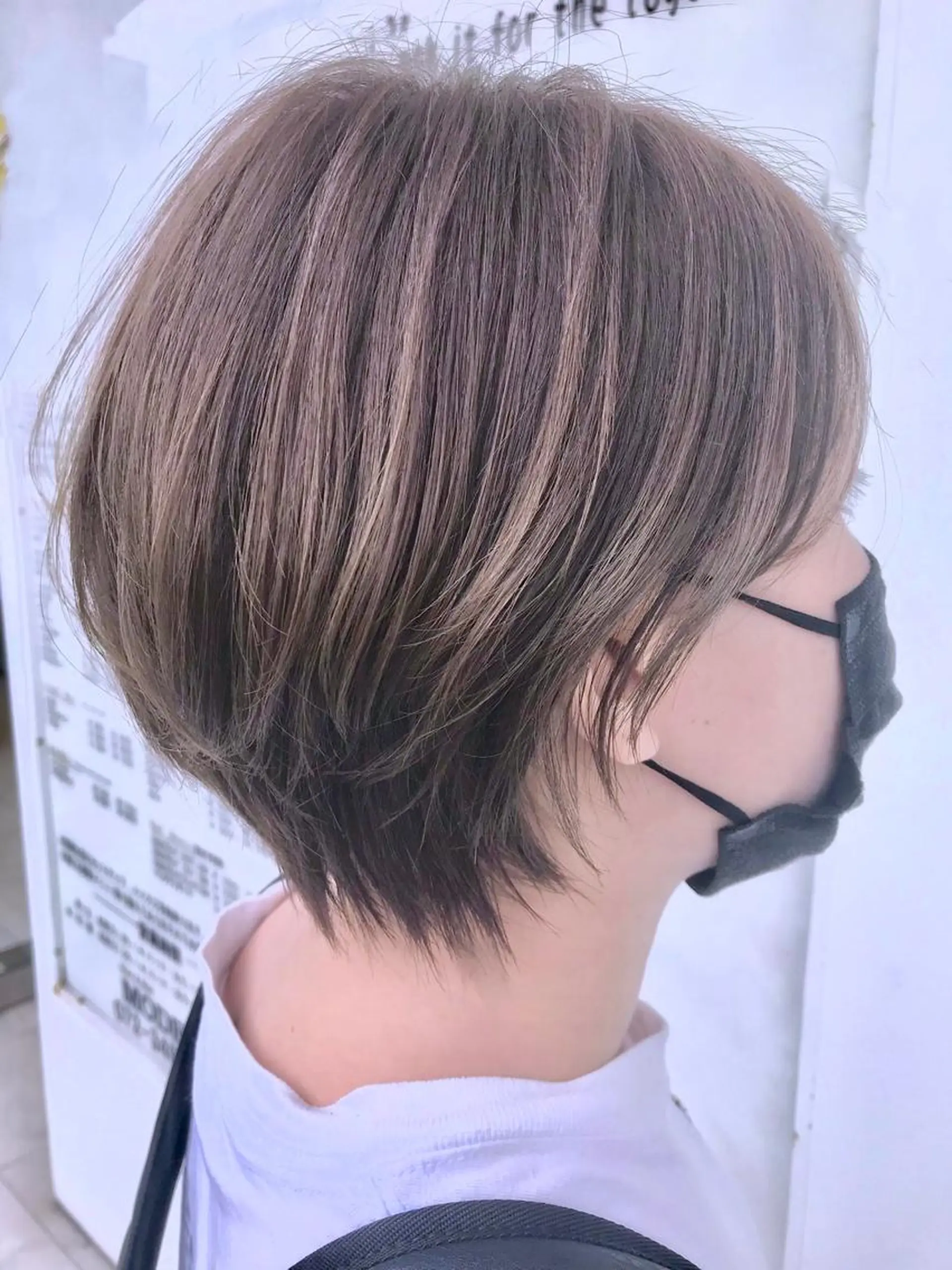 ショート カラー 保子 祐里香のヘアスタイル