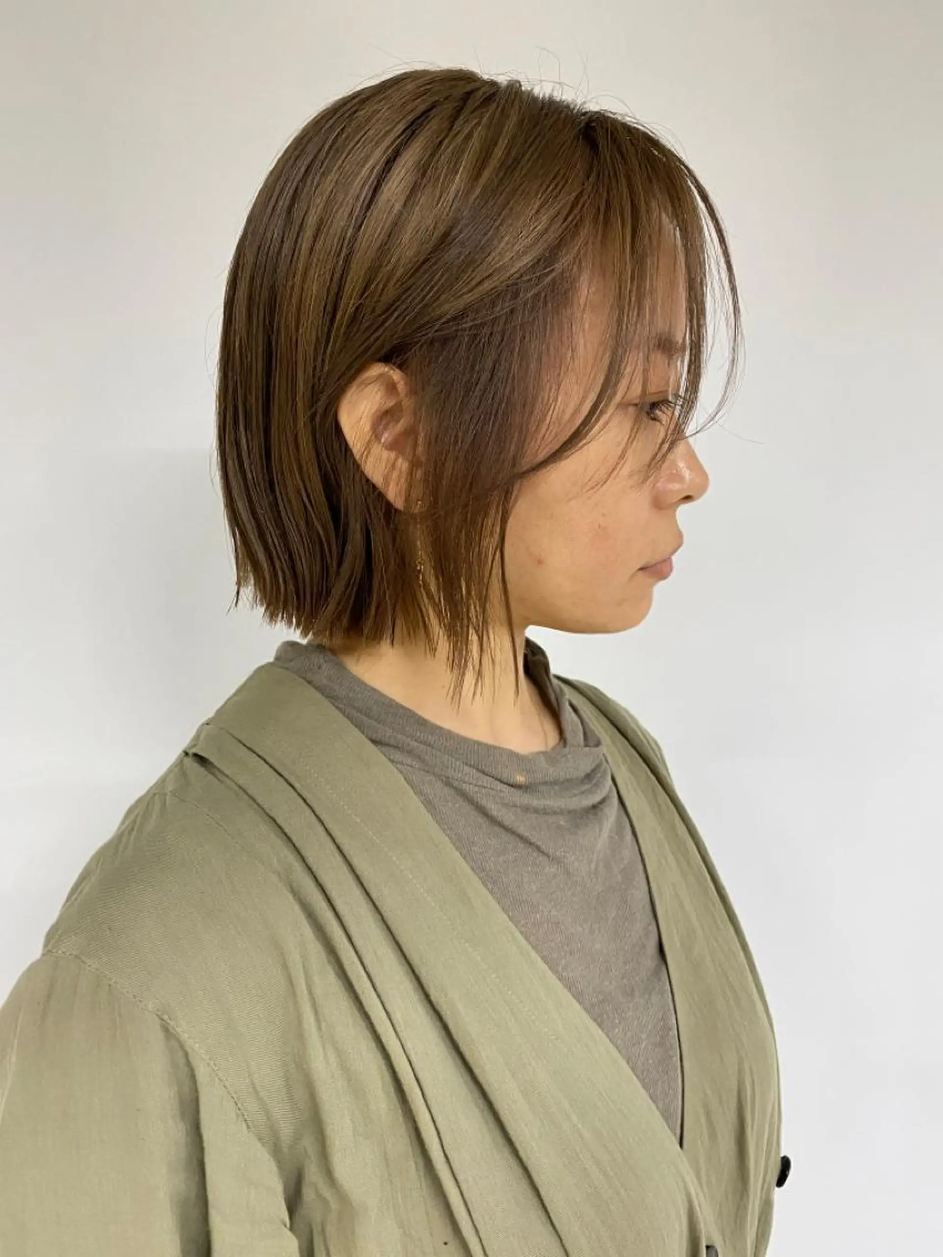 ミディアム カラー KOOKI スティードトーキョーのヘアスタイル