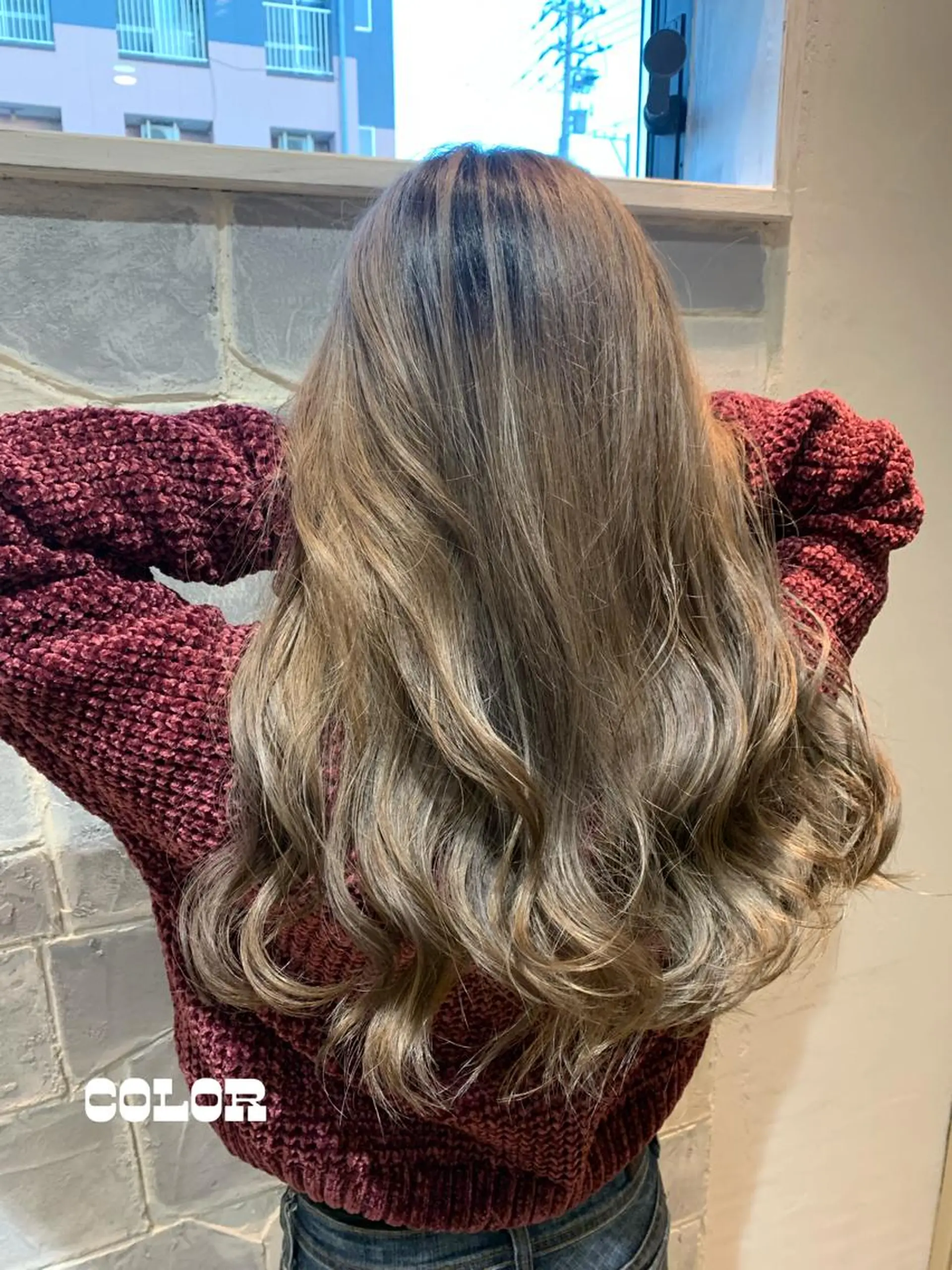 ロング レイヤーカット ヘアカラー トリートメント 嶋崎 啓人のヘアスタイル