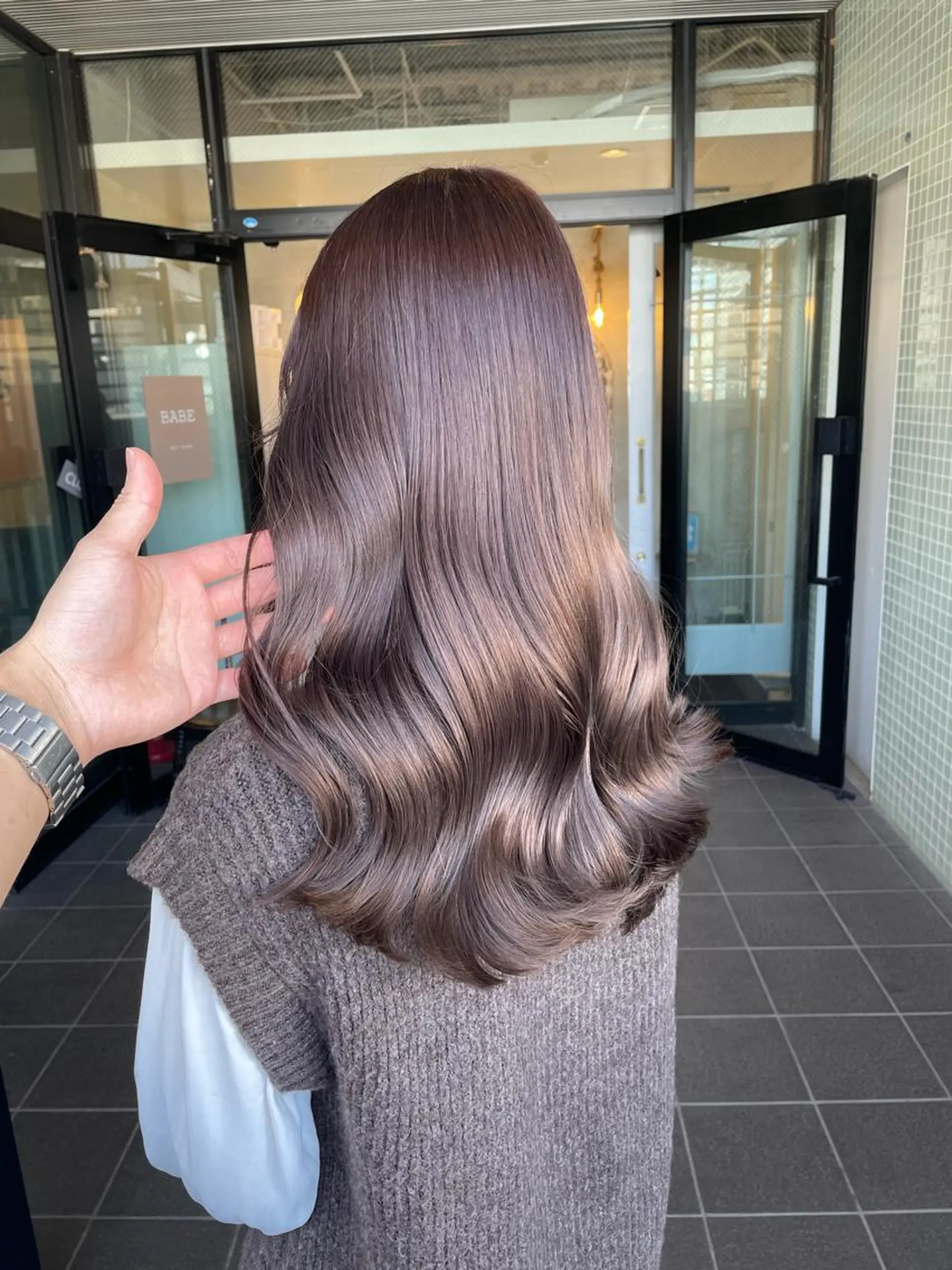 ロング ヘアカラー Hardy ショータのヘアスタイル