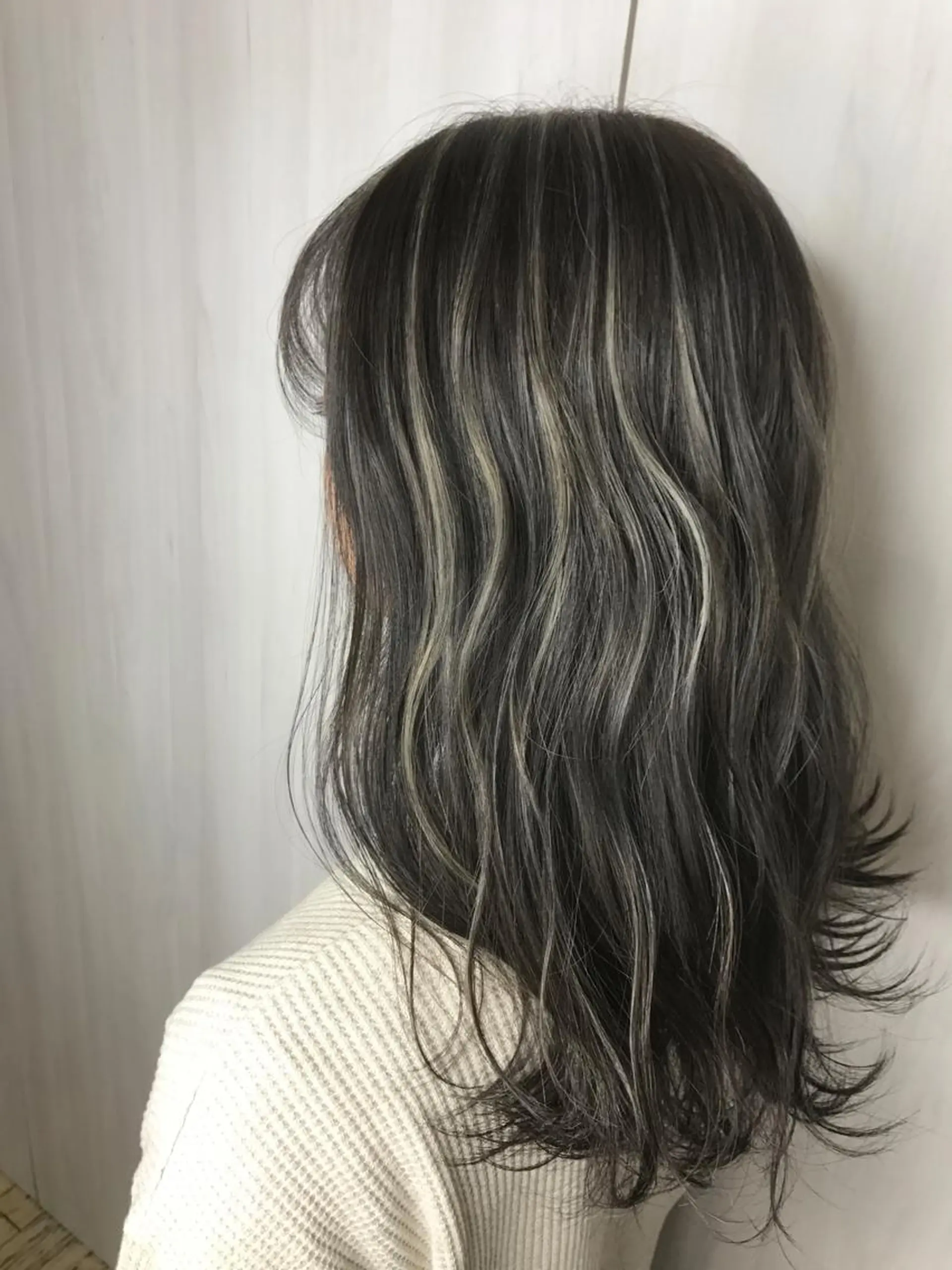ミディアム カラー ヘアアレンジ ハイライトカラー 3Dハイライト ハイライト カット ヘアカラー トリートメント 松井 敬太郎のヘアスタイル