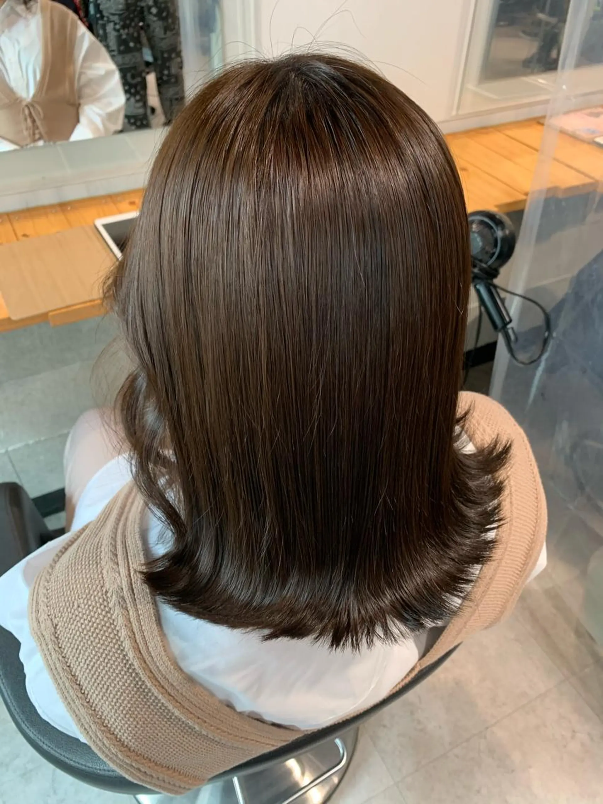 セミロング カラー ヘアアレンジ ayaka 🍨のマツエク・マツパデザイン
