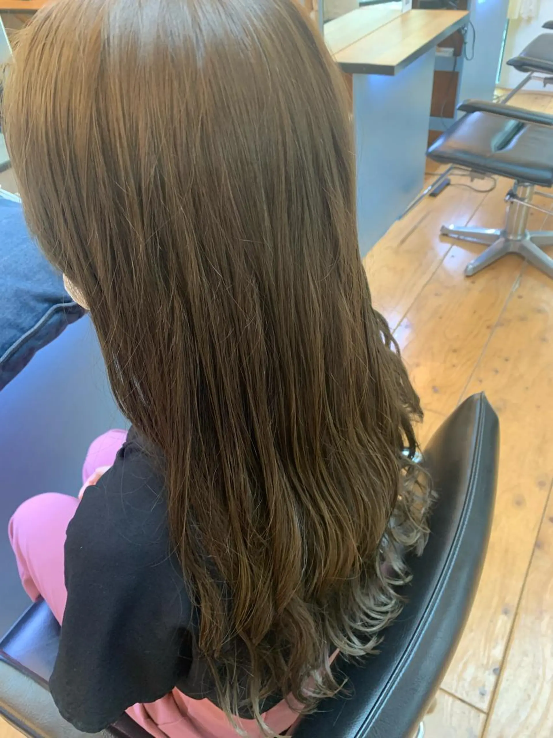 セミロング カラー カット ヘアカラー トリートメント Lagom なかだのヘアスタイル