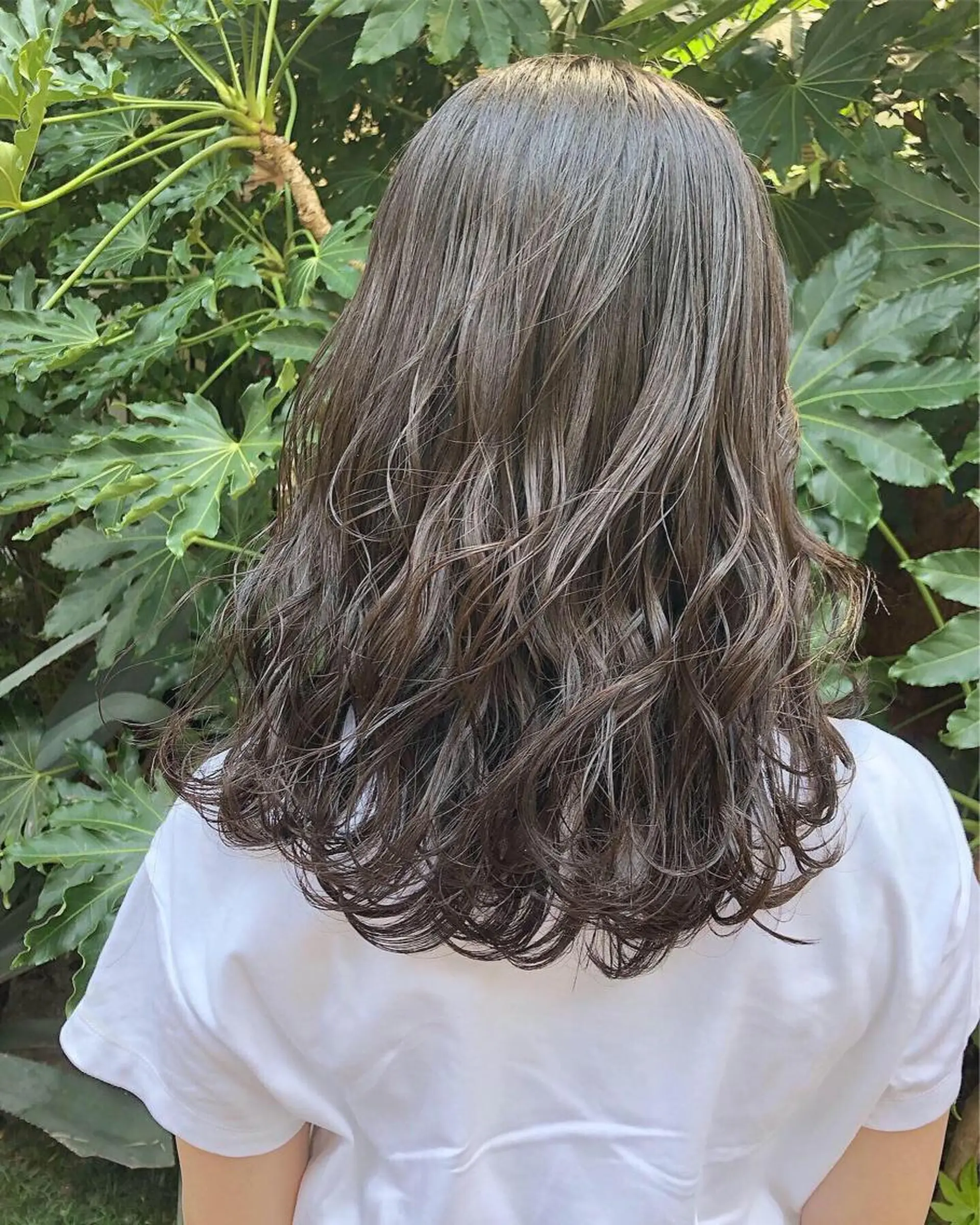 ミディアム カラー カット ヘアカラー トリートメント GiseL アンリのヘアスタイル