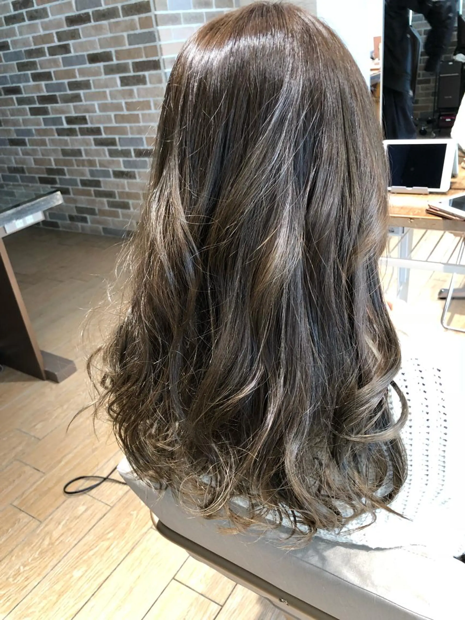 セミロング カラー ブリーチ ダブルカラー 【1日2名様限定】 AFLOAT白川雄副のヘアスタイル