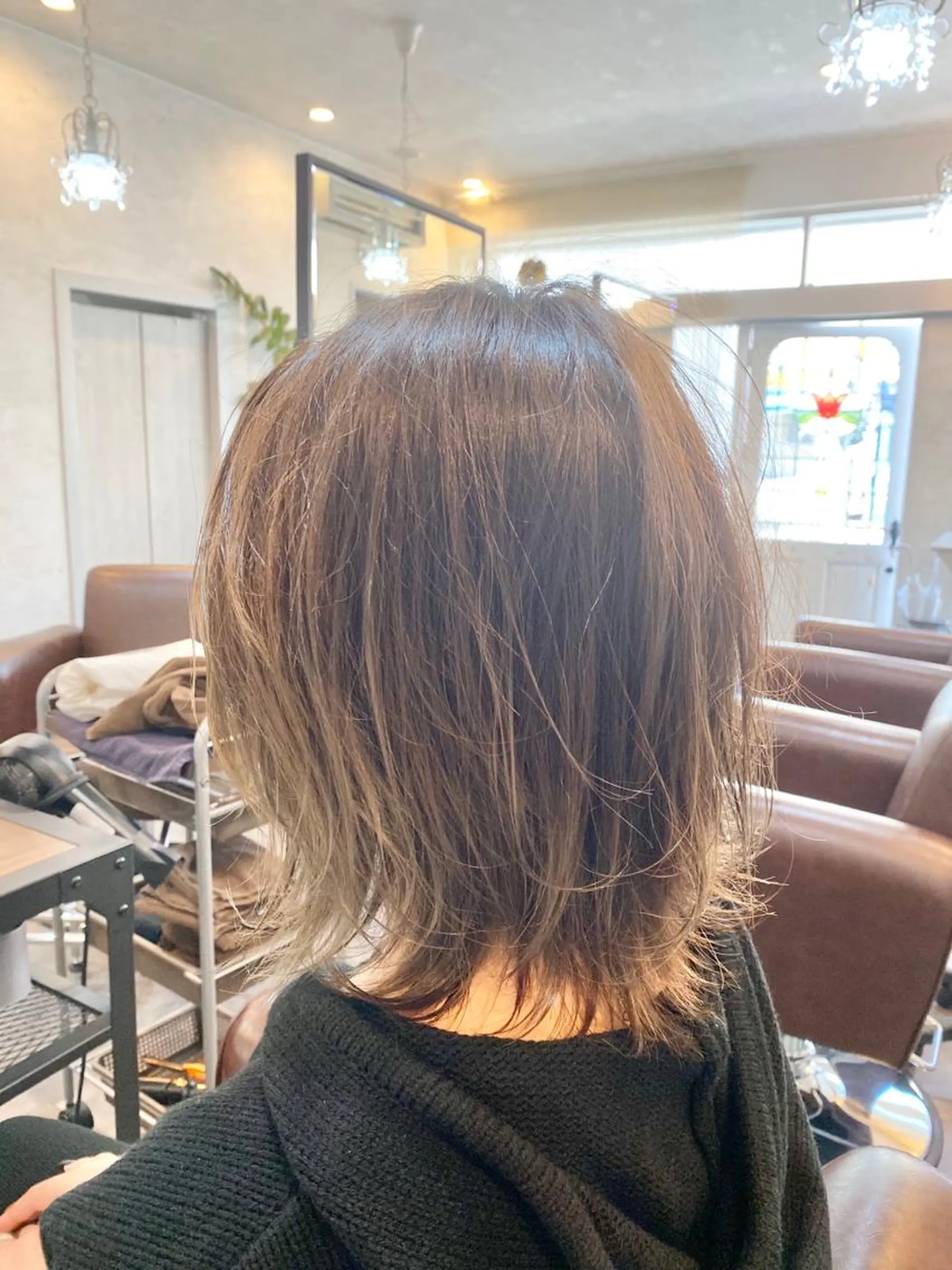 ミディアム カラー ブリーチ ヘアカラー トリートメント ⭐️ショート⭐️美髪 矯正⭐️水口陸のヘアスタイル