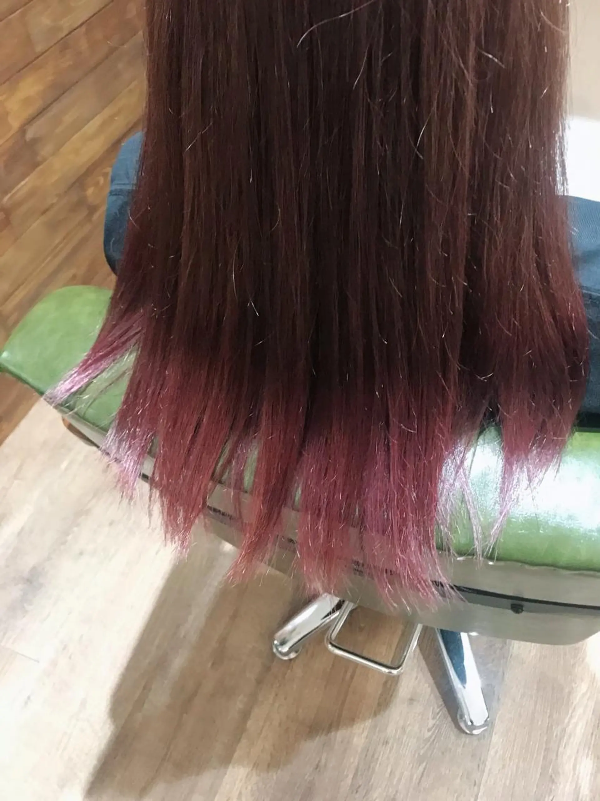 ロング カラー バレイヤージュ グラデーションカラー ピンクカラー レイヤーカット カット ヘアカラー トリートメント Rug Relief 吉田のヘアスタイル