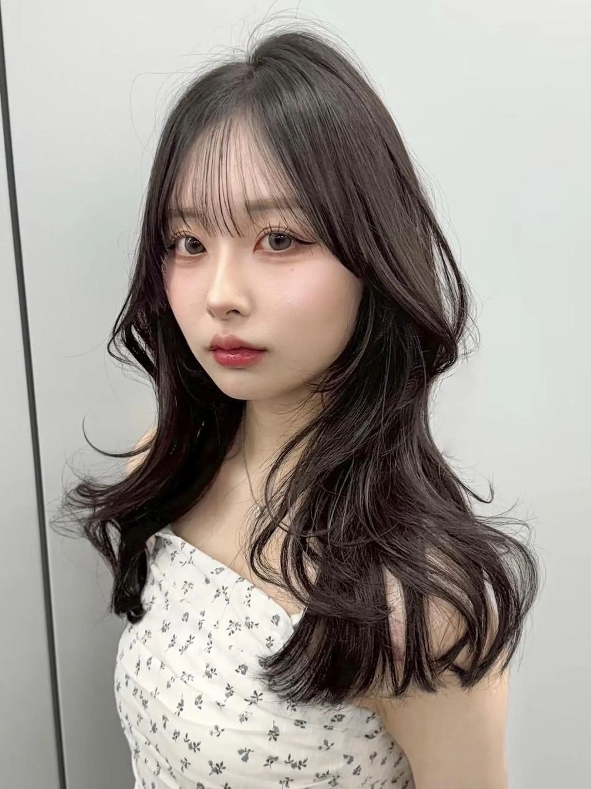 カラー 暗髪透明感ヘア🩶 銀座TUNEのヘアスタイル