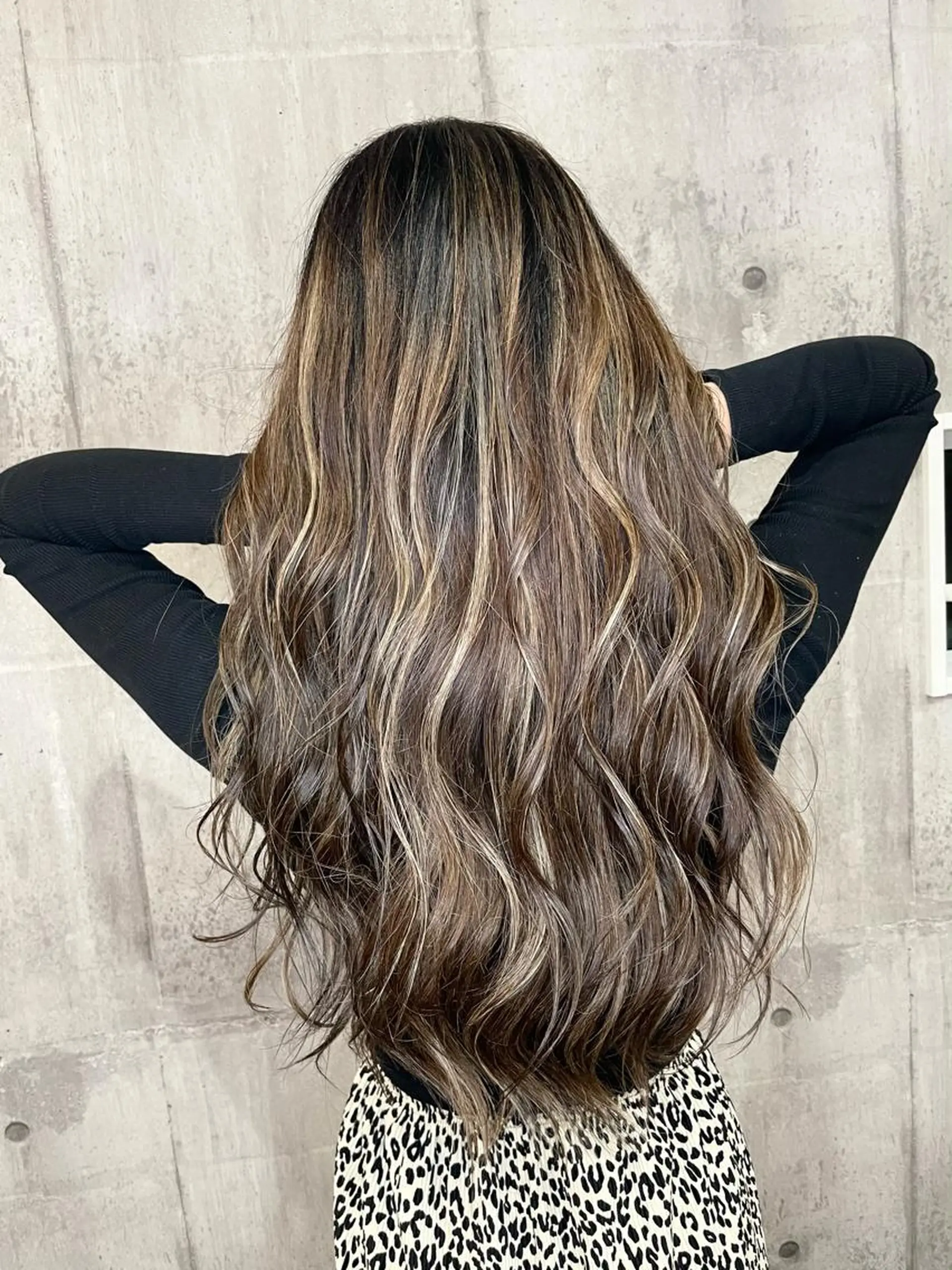 ロング カラー ヘアカラー レイヤーカット匠 イソザキノリユキのヘアスタイル