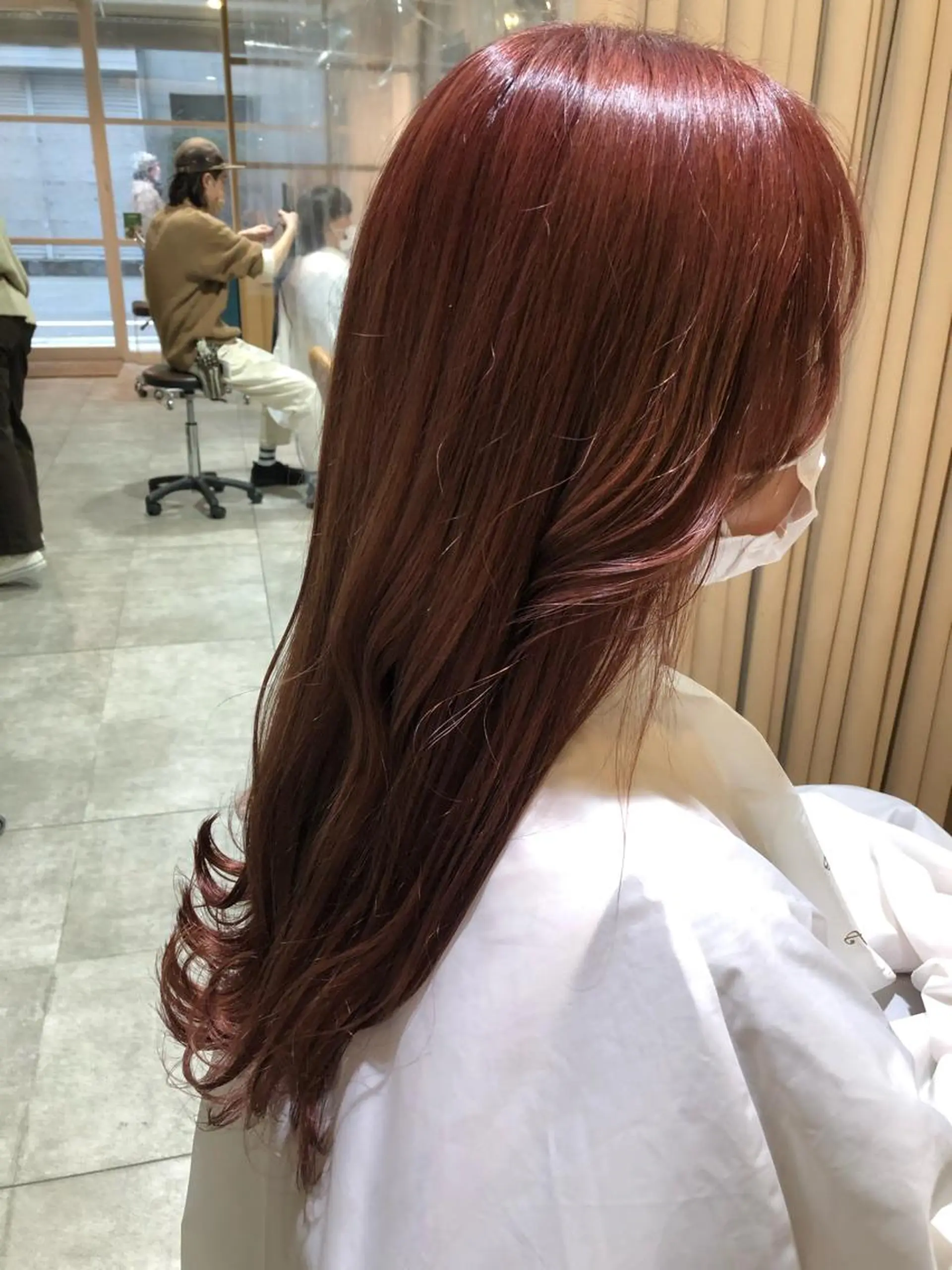 ロング 田辺 黎花のヘアスタイル