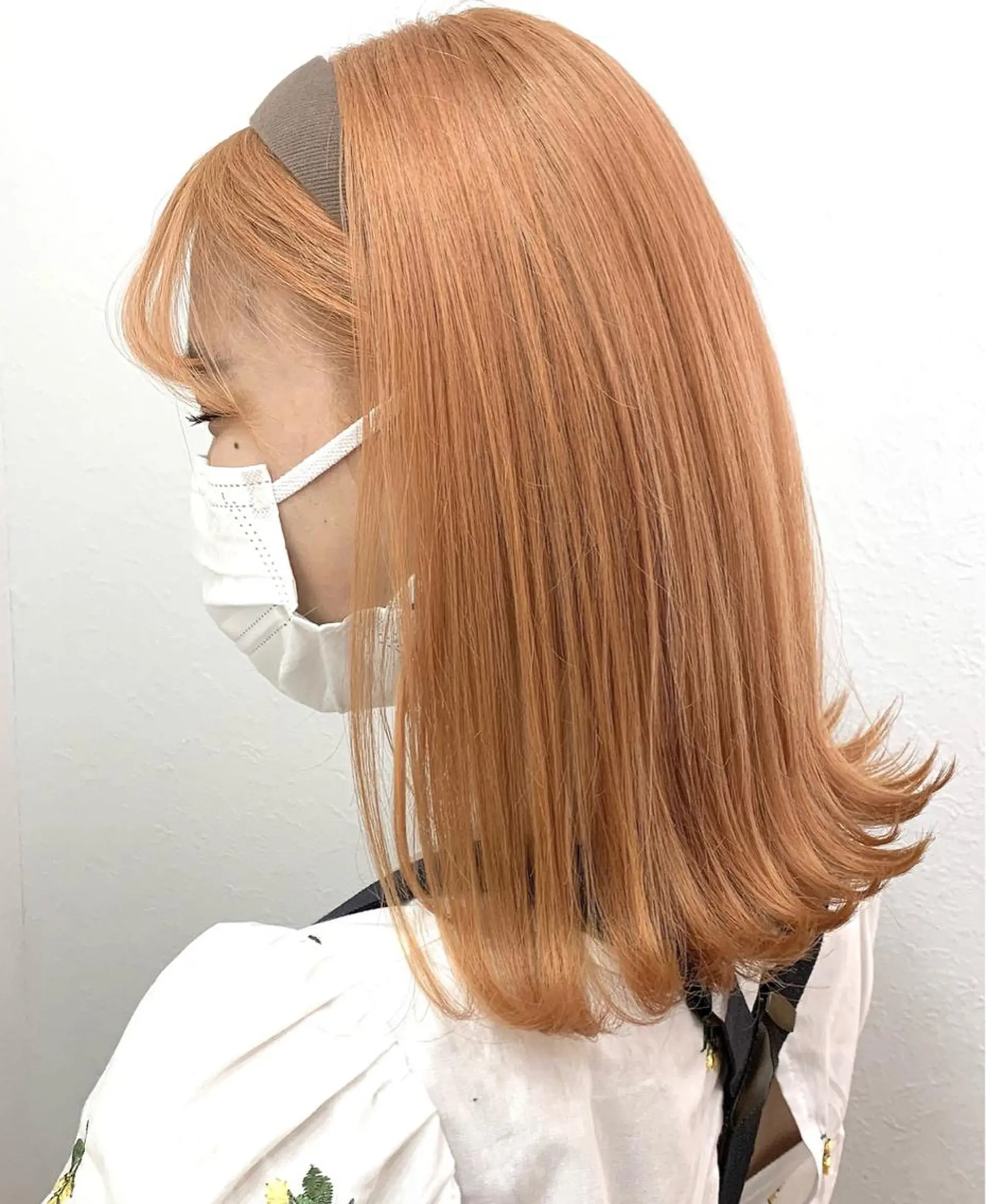 ミディアム カラー ベージュカラー オレンジ オレンジベージュ 遠藤沙也加 /レイヤーカットのヘアスタイル