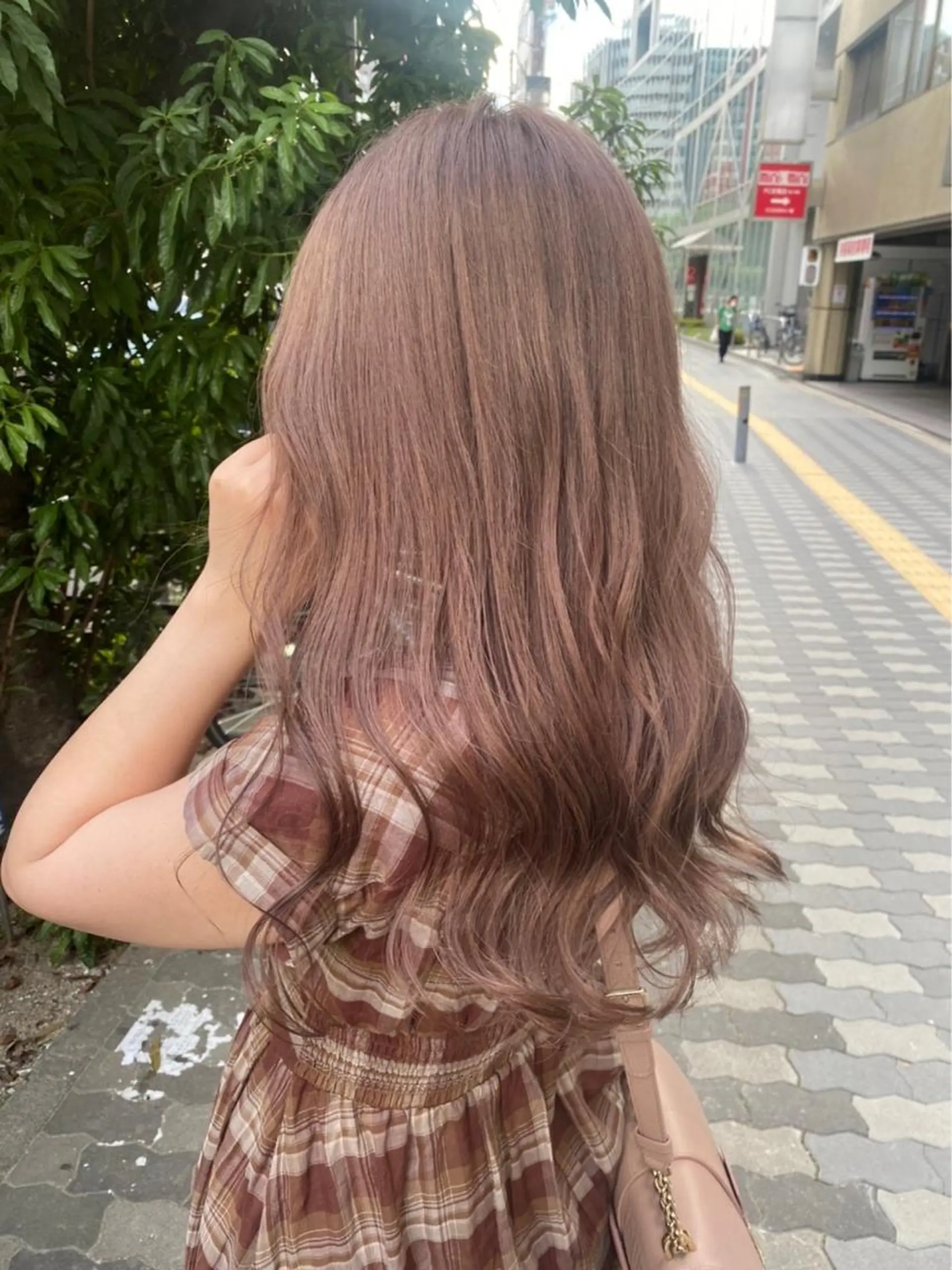 ロング 亀川蓮 Agu hairのヘアスタイル