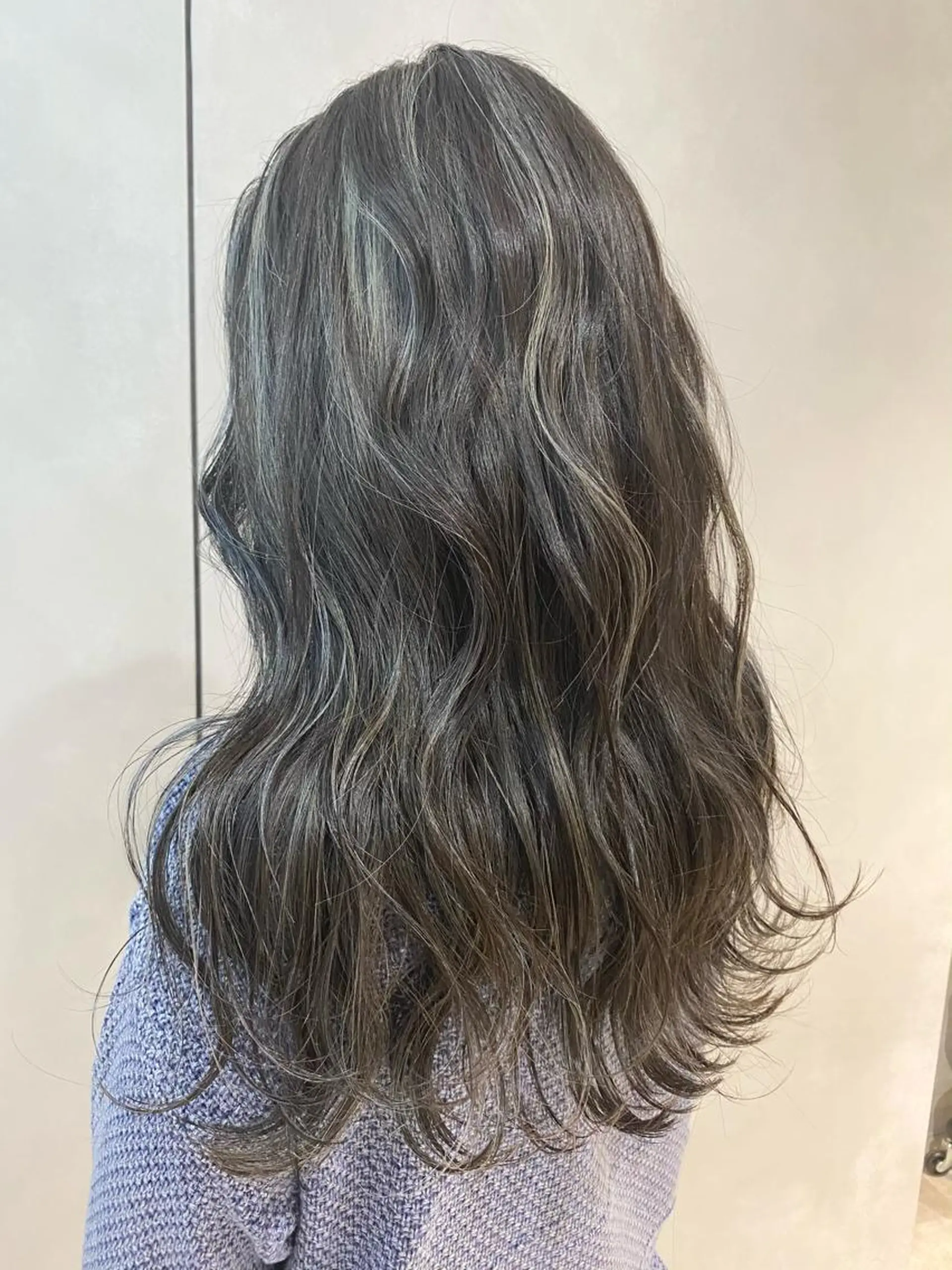ロング カラー M IIのヘアスタイル