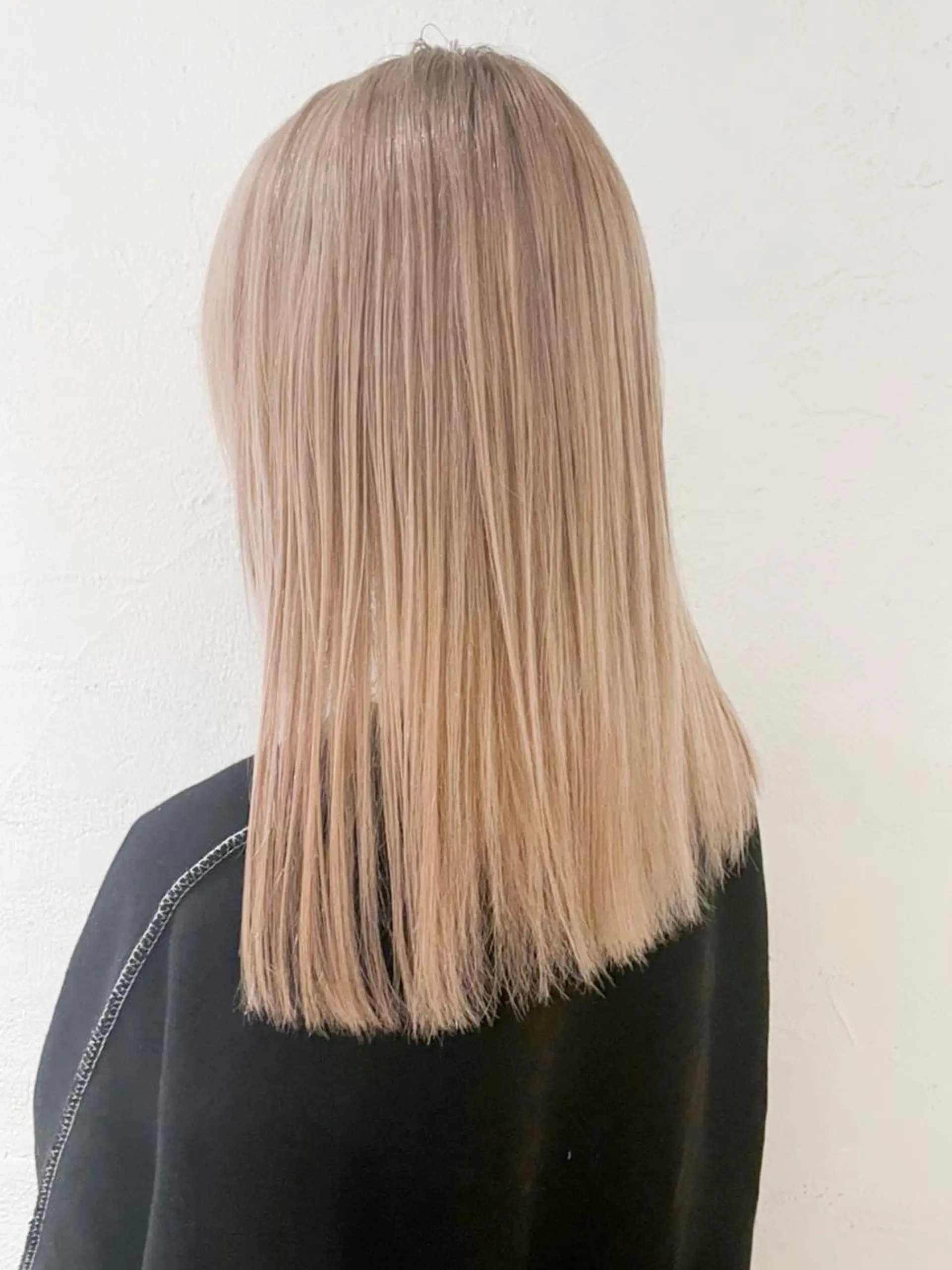 セミロング カラー パーマ ヘアアレンジ ベージュカラー ミルクティーベージュ ITbyALBUM 八王子店のヘアスタイル