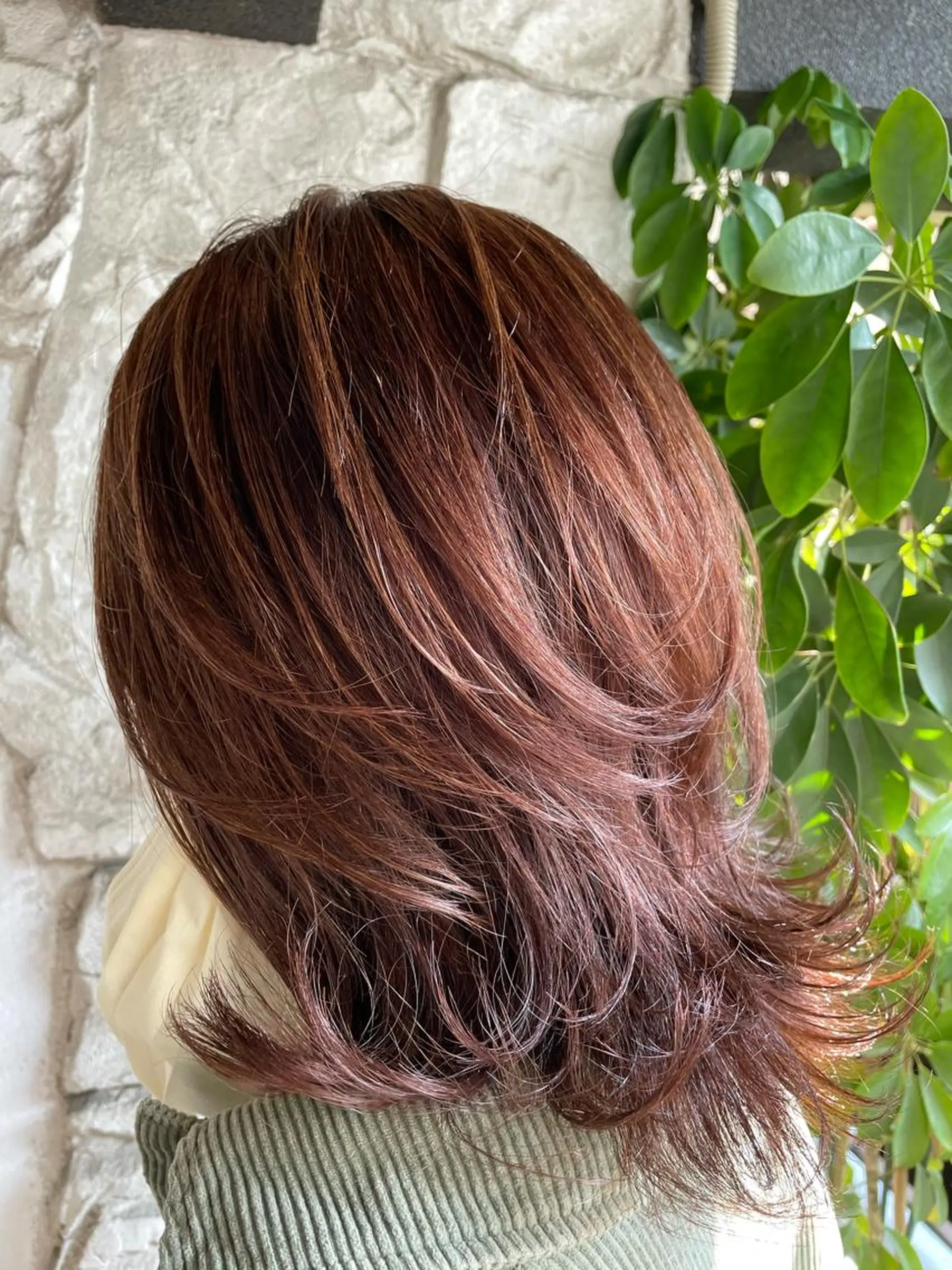 セミロング 末石 智のヘアスタイル