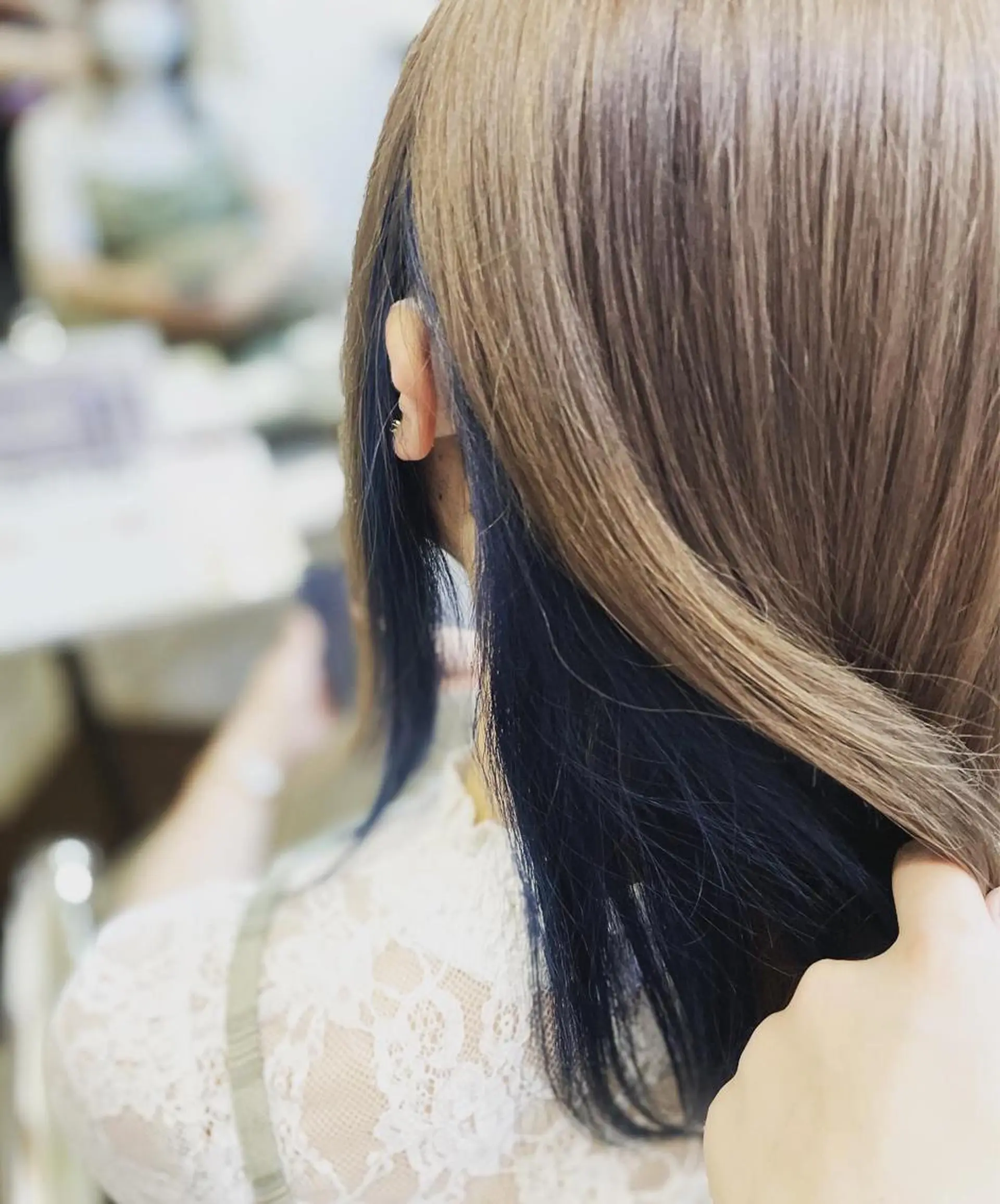 カラー ベージュカラー ブリーチ ブルーカラー デザインカラー インナーカラー ベージュカラー🤎 ayaのヘアスタイル