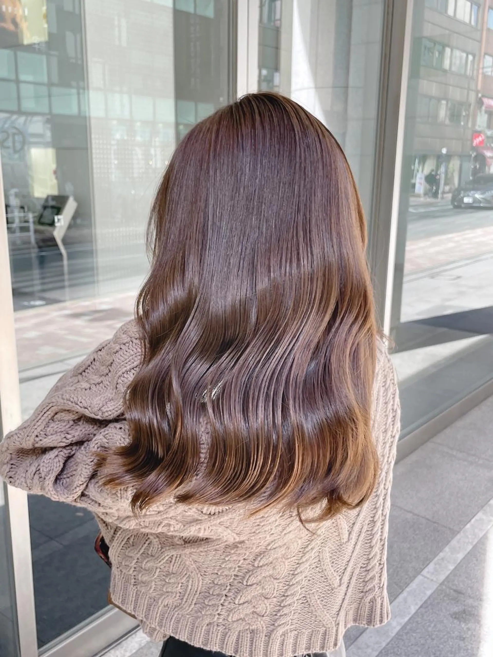 セミロング カラー 美髪美容師 🫧くぼた店長のヘアスタイル