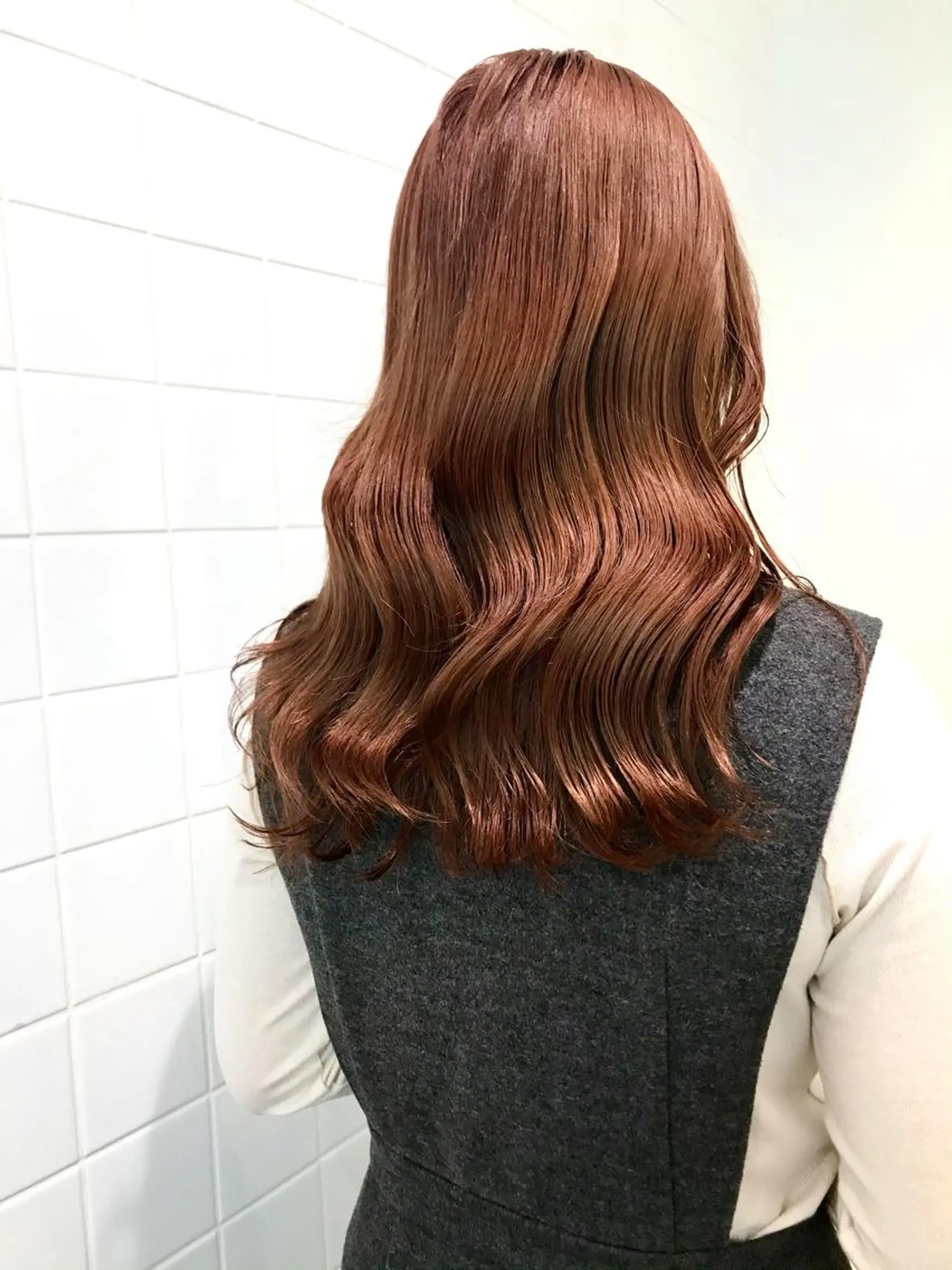 セミロング ヘアカラー 🇰🇷カルマパーマ kaito🇰🇷のヘアスタイル