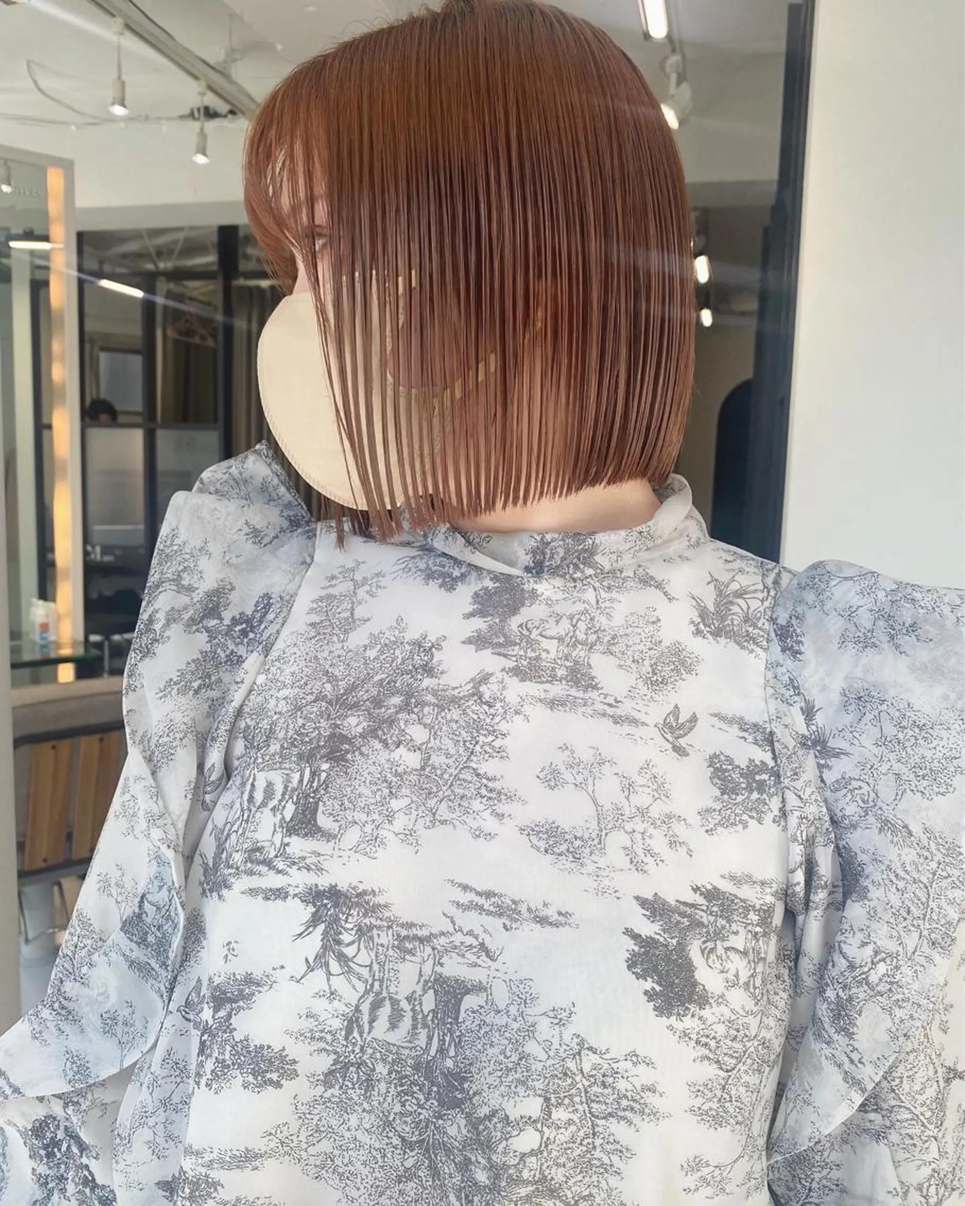 ショート カラー カット ヘアカラー トリートメント センターパート/ 暖色カラーayuのヘアスタイル