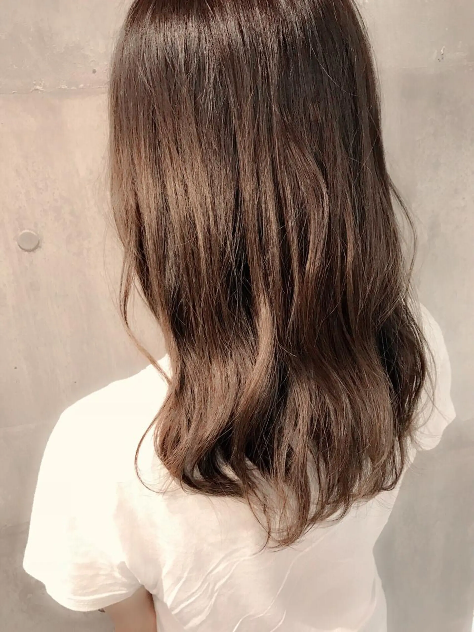 ミディアム カラー 透明感カラー カット ヘアカラー トリートメント 田室 和幸のヘアスタイル