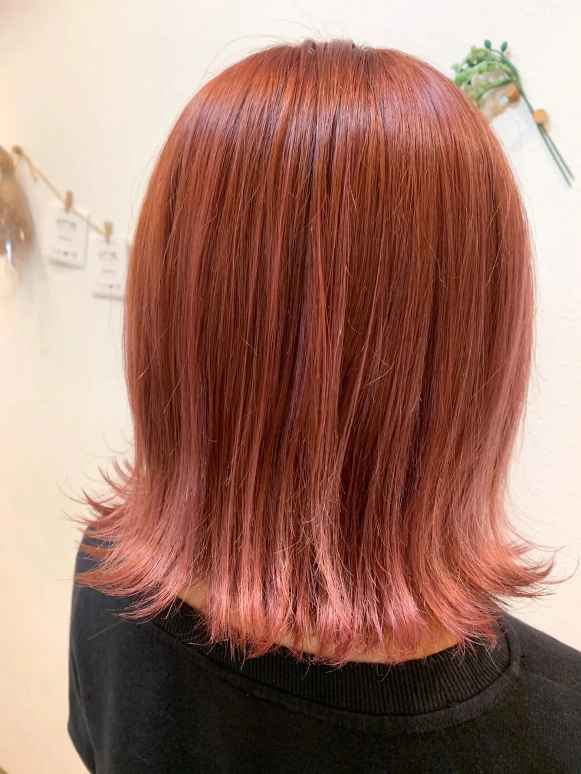 ミディアム カラー トレンドパーマ 加藤菜月のヘアスタイル