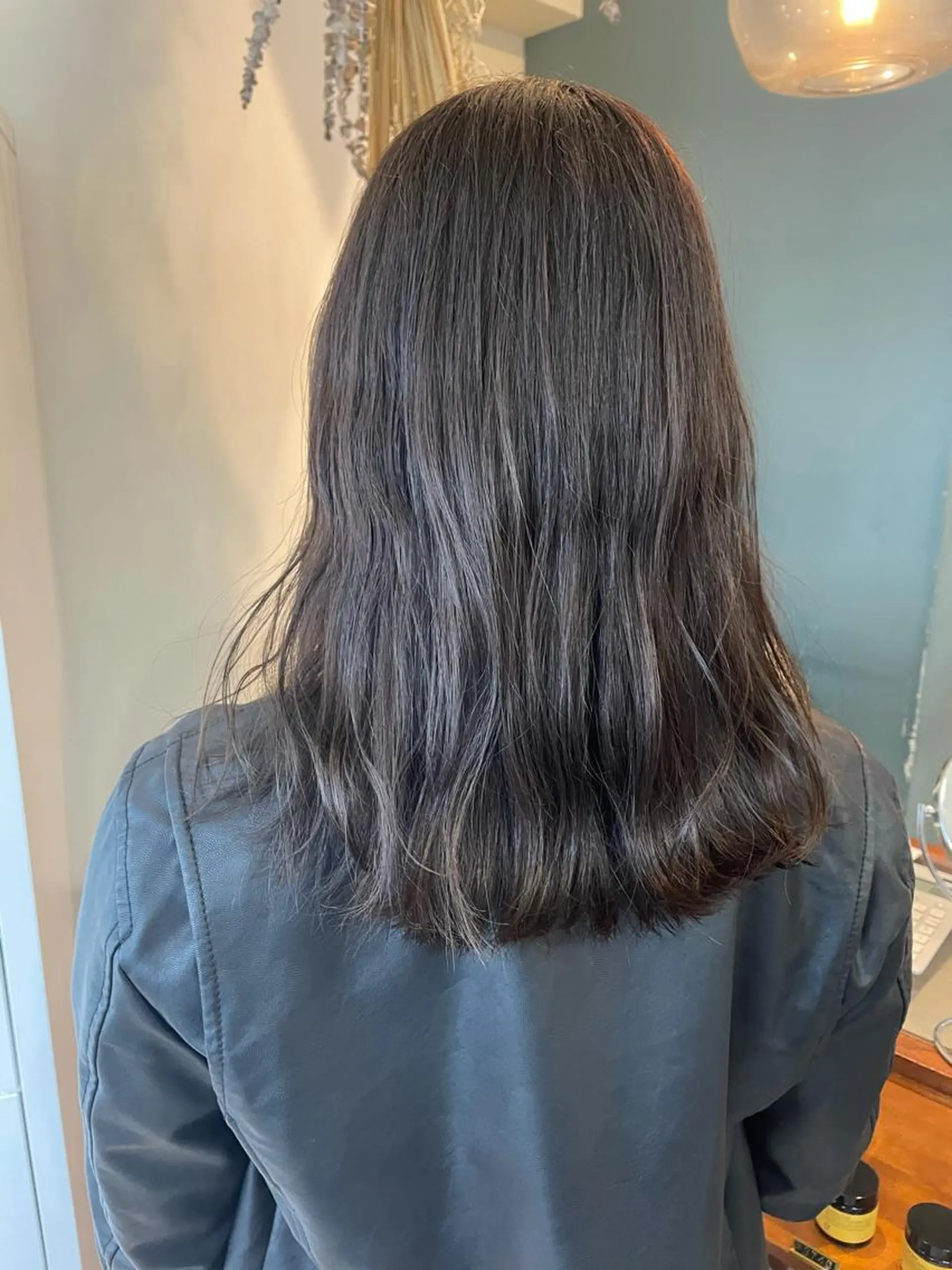 セミロング カラー ブリーチ グレージュ ブリーチなしカラー オリーブグレージュ オリーブグレー カット トリートメント 中目黒🌼 🌼ハナのヘアスタイル