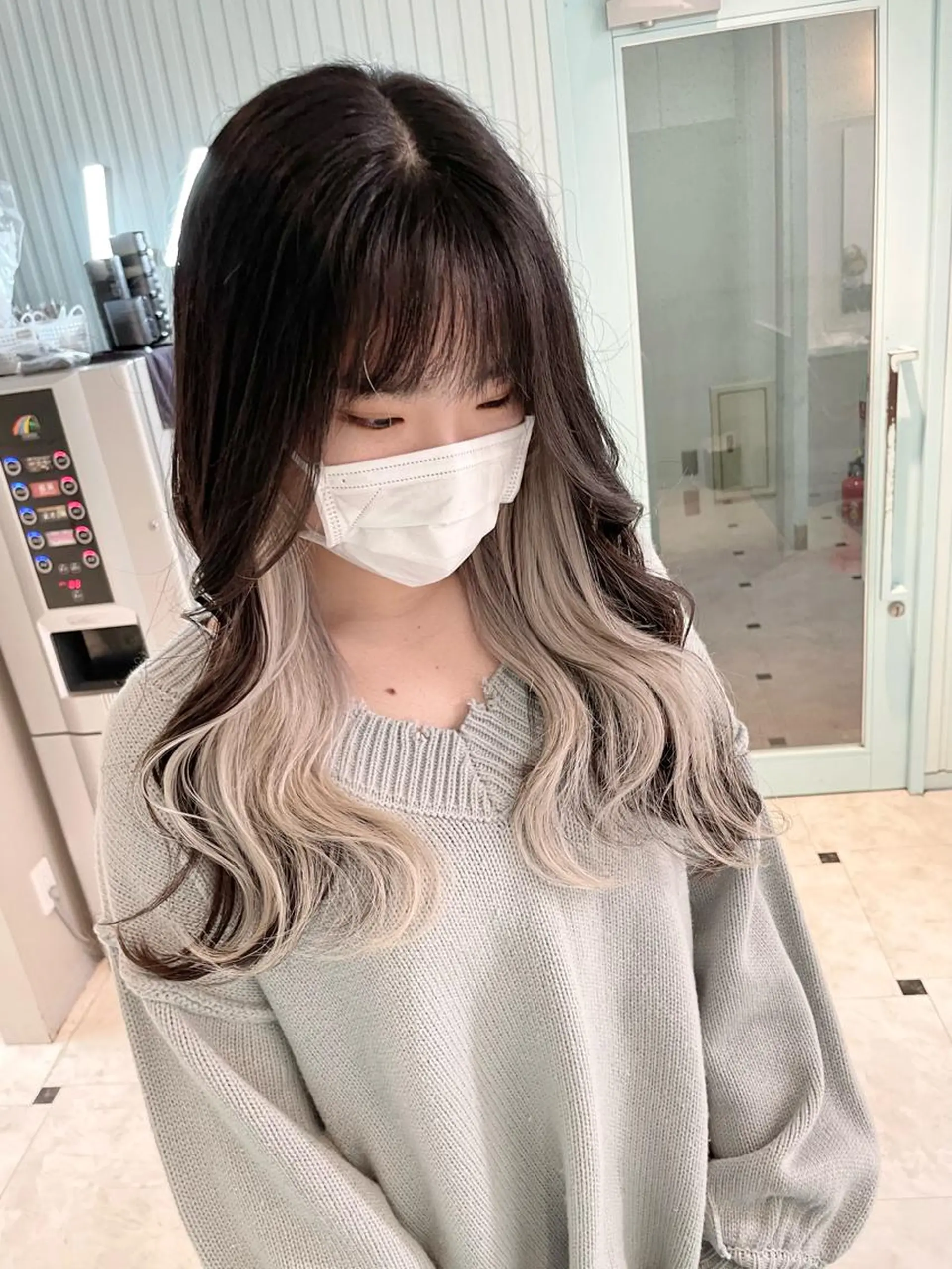 ミディアム 🩵ハイトーン 美咲🩵のヘアスタイル